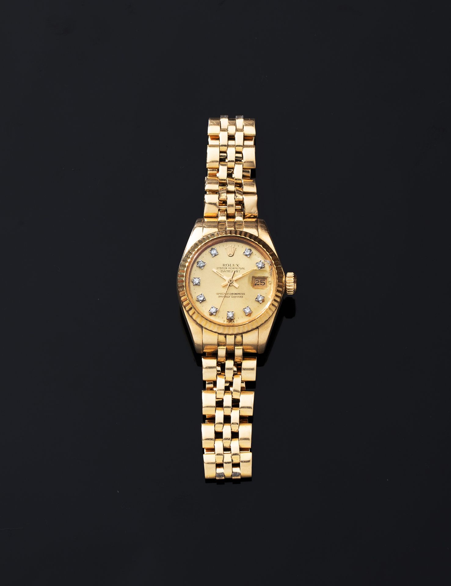 Null ROLEX 
Ladies' wristwatch, Datejust model 
In 18-carat yellow gold
Weight: &hellip;