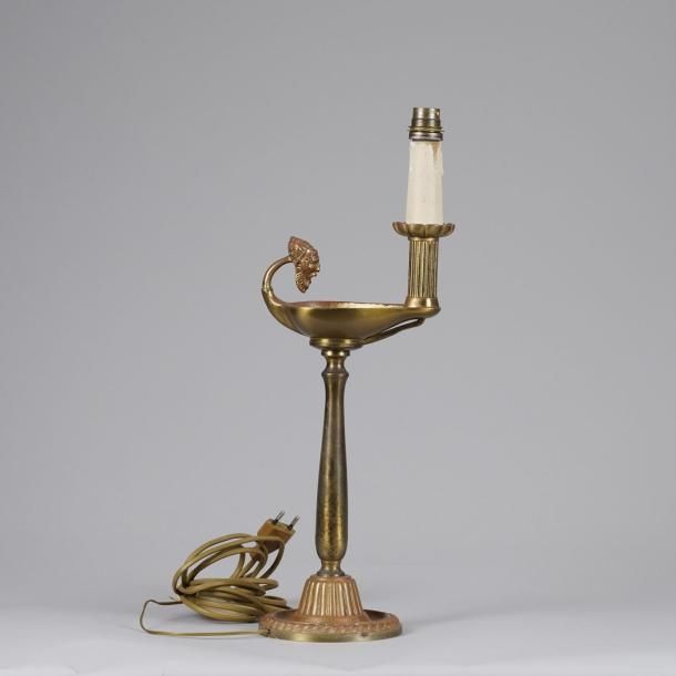 Null Pied de lampe en bronze doré des années 30 à décor antique au profil d'homm&hellip;