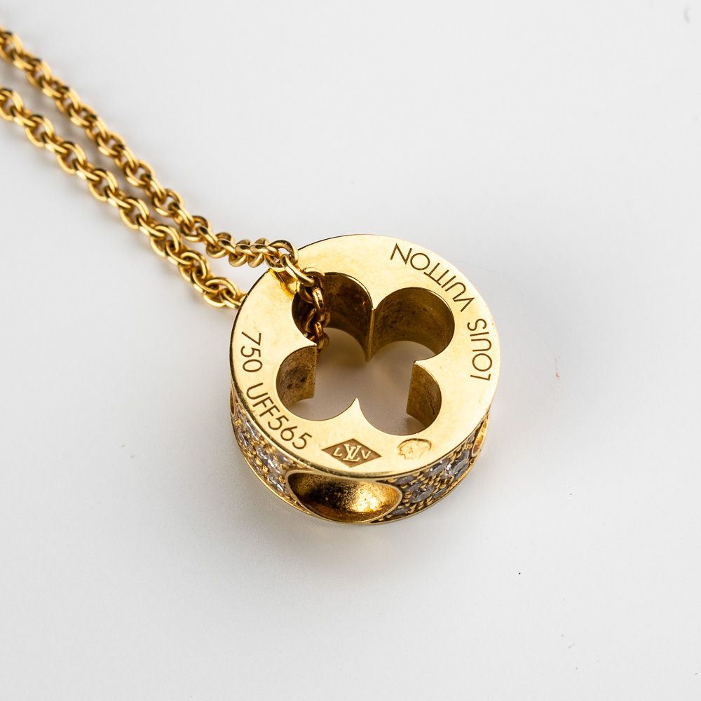 Sold at Auction: Louis Vuitton Empreinte Pendant Necklace 18K Tricolor Gold