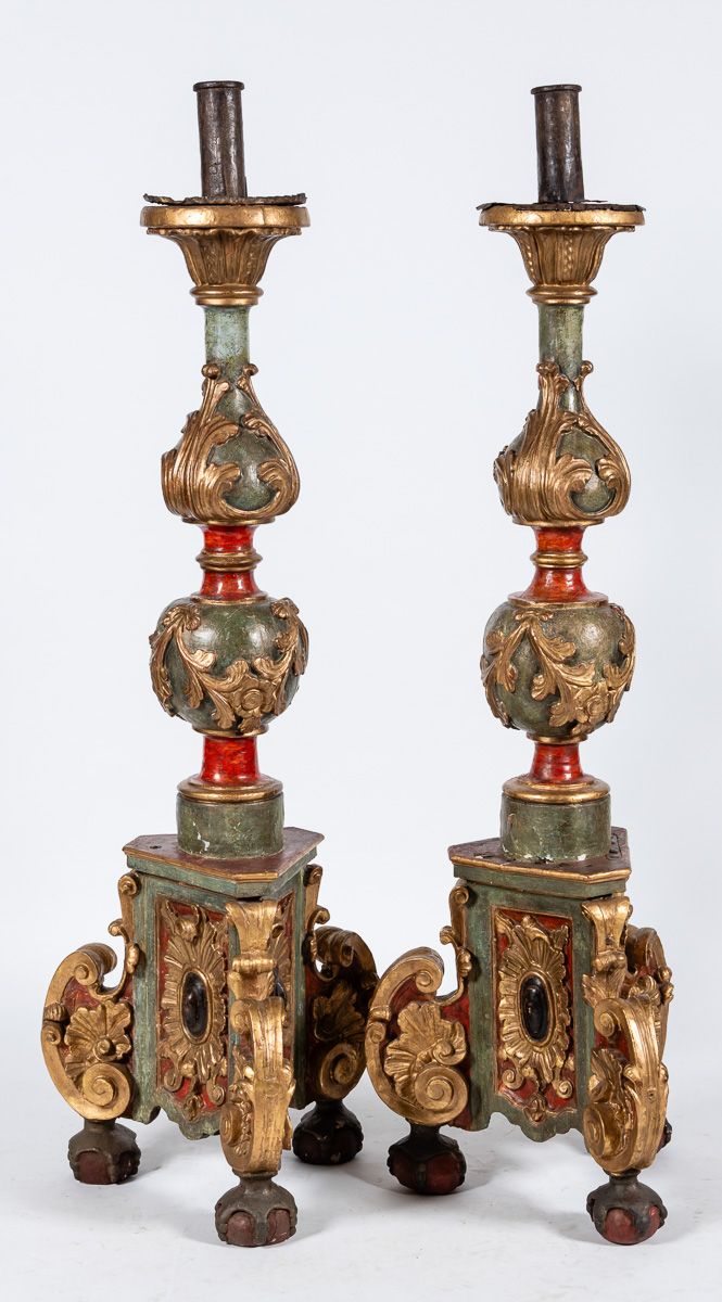 Null Pair of large polychrome and gilded wood piccierges resting on a tripod bas&hellip;