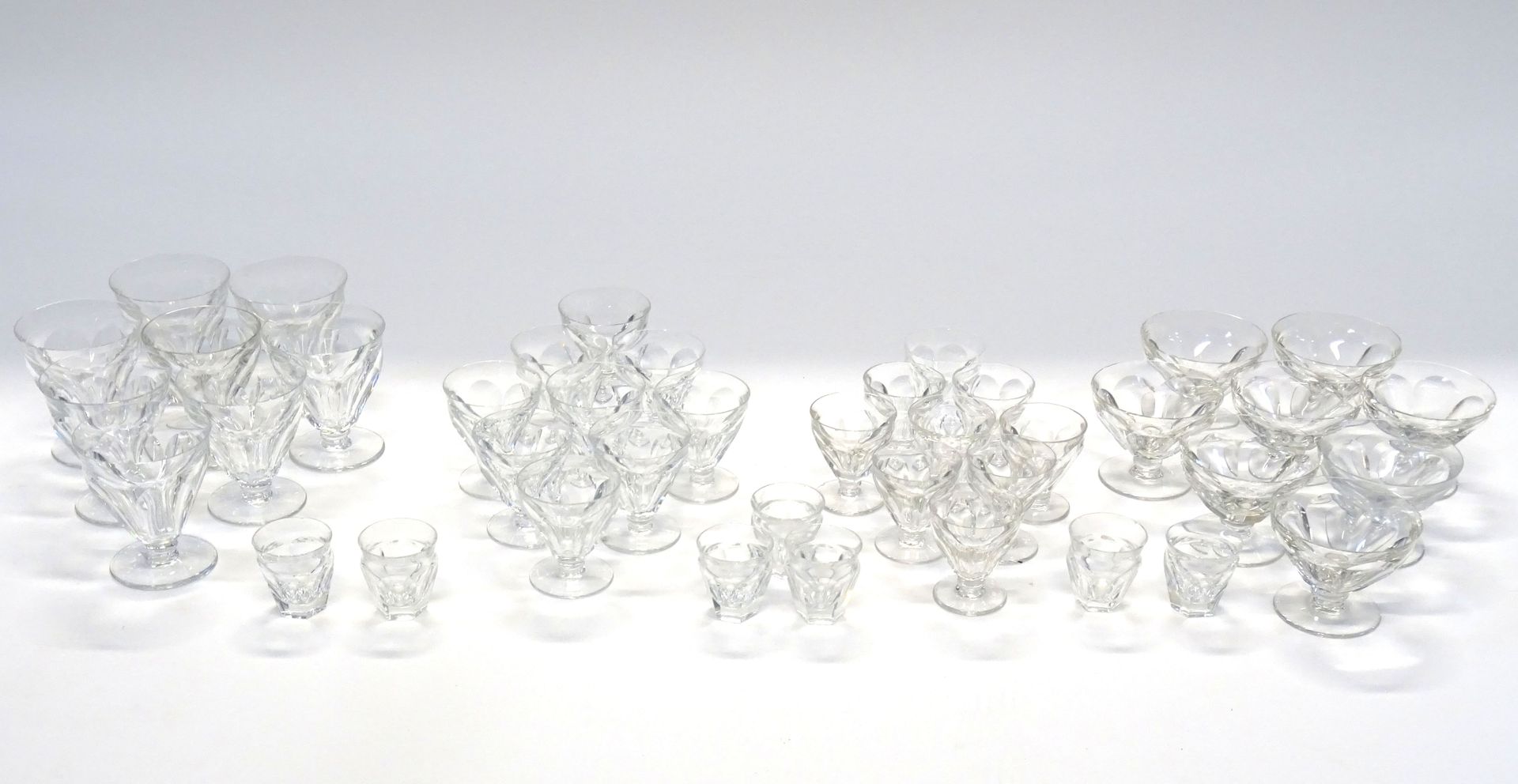 Null BACCARAT: Glasservice aus geschliffenem Kristallglas, bestehend aus: 8 Scha&hellip;