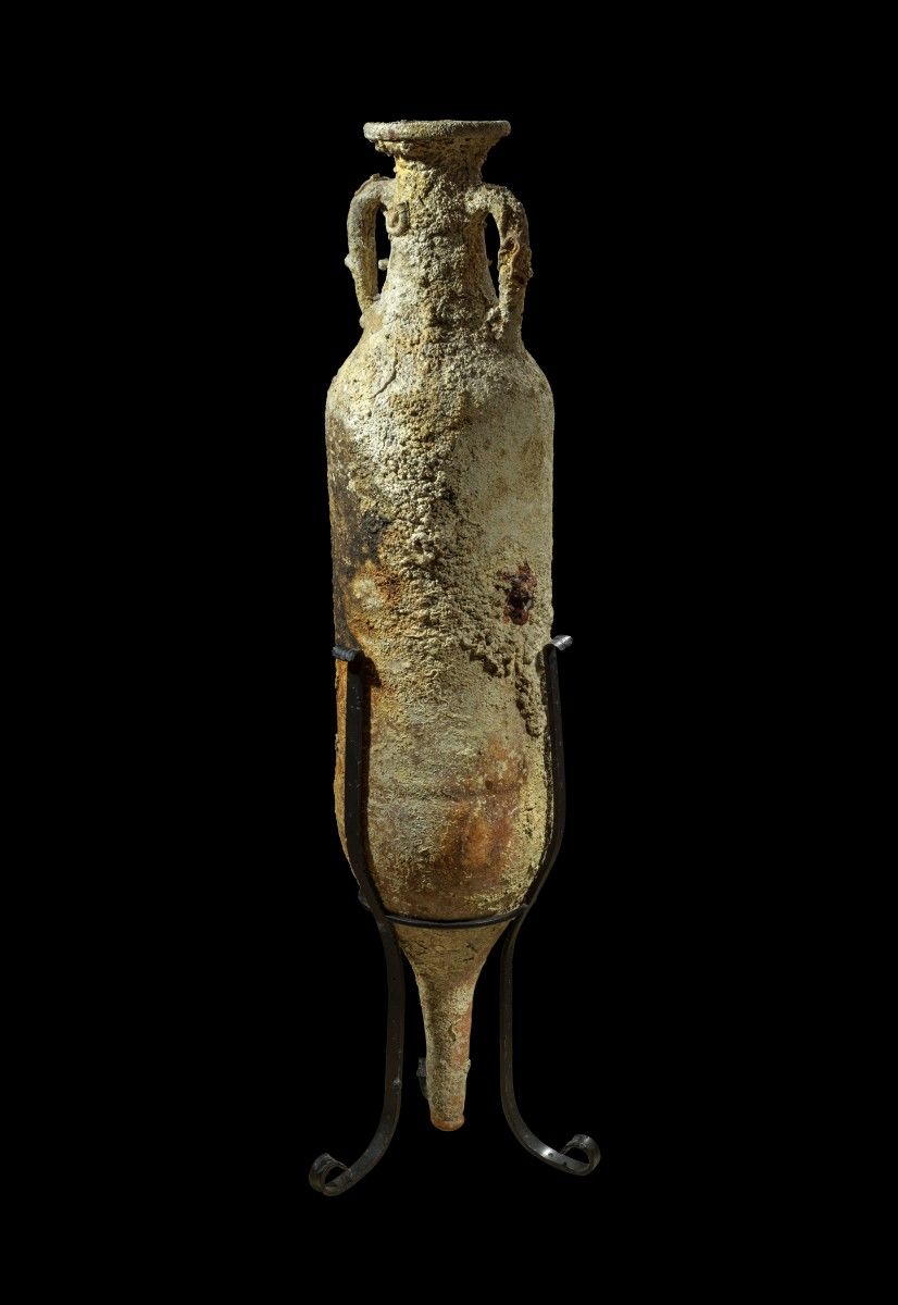 Spätrömische Transportamphora Dressel 27. Amphora de transport romaine tardive D&hellip;
