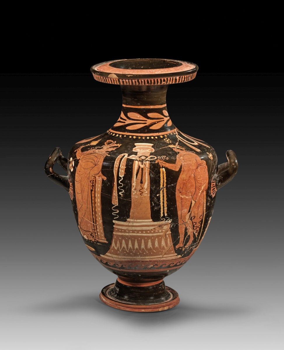 Apulische rotfigurige Hydria (Kalpis) aus der Darius-Unterwelt-Werkstatt. Hydre &hellip;