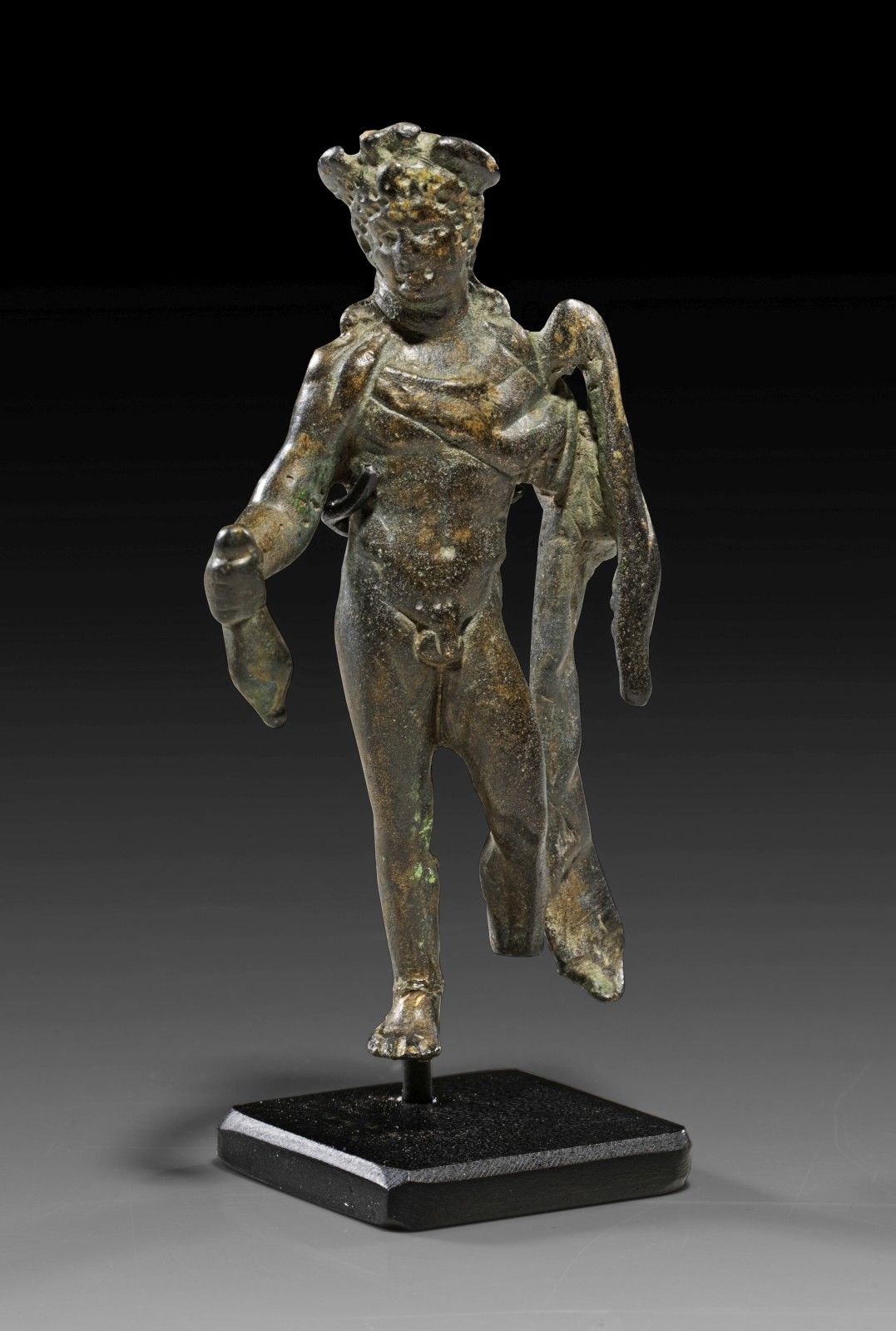 Hermes. Hermès de la ville. Romain, 1er - 3ème siècle après JC. H 7,8cm. Moulage&hellip;