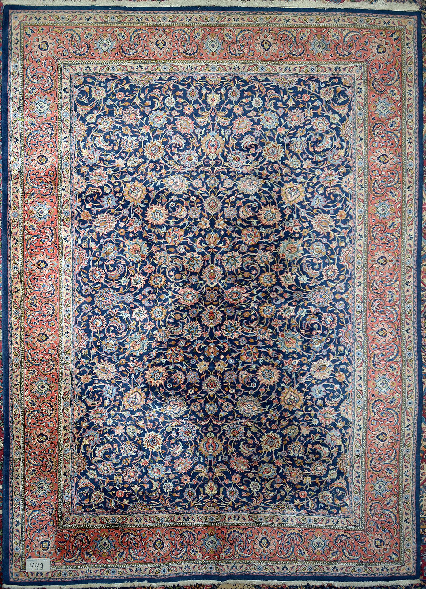 Null Grand tapis Sarouk en laine à décor floral. Travail persan. Dim.:+/-360x257&hellip;