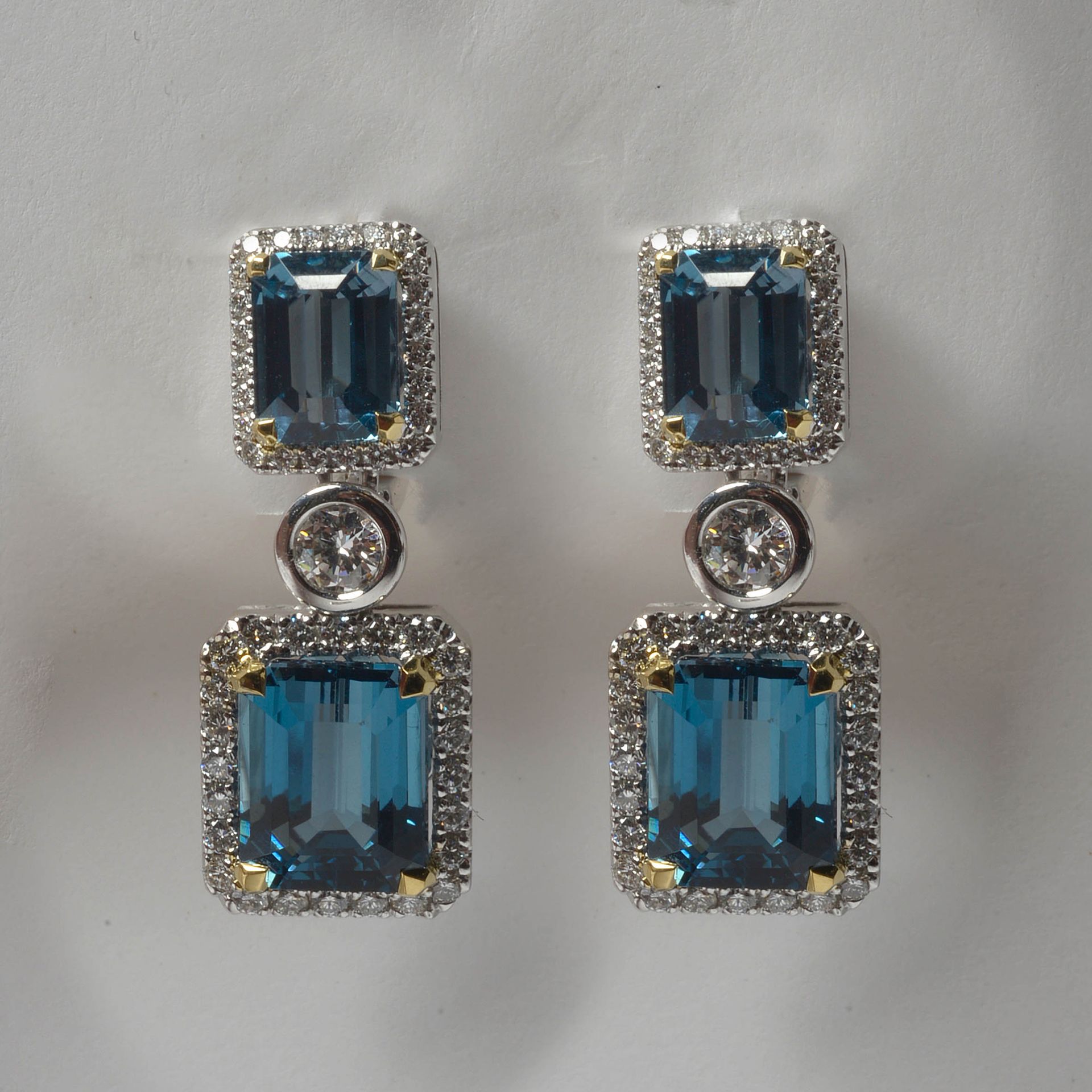 Null A pair of 18 karat white gold earrings set with natural London blue topazes&hellip;