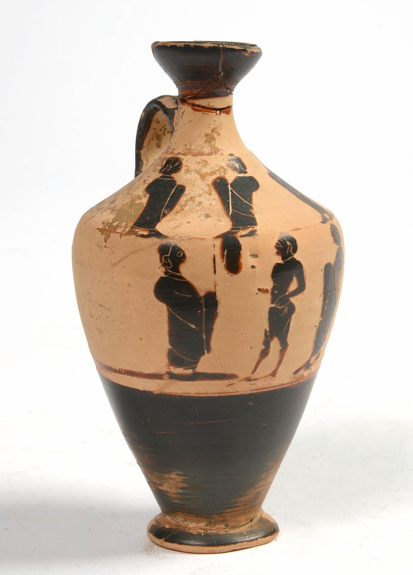 Null "Lekythos" in terracotta with black figures decorated on two levels of frie&hellip;