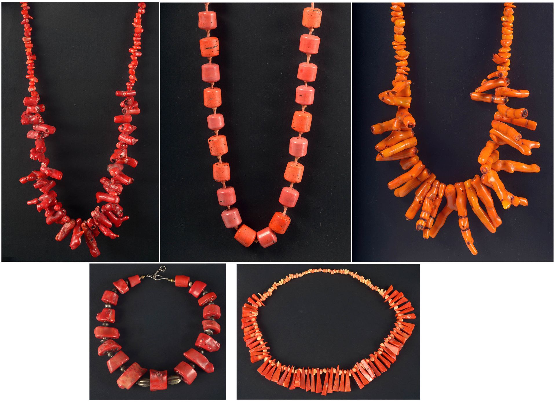Null Set aus 5 Perlen- und Korallenzweig-Halsketten in Orange- und Rottönen. L.:&hellip;