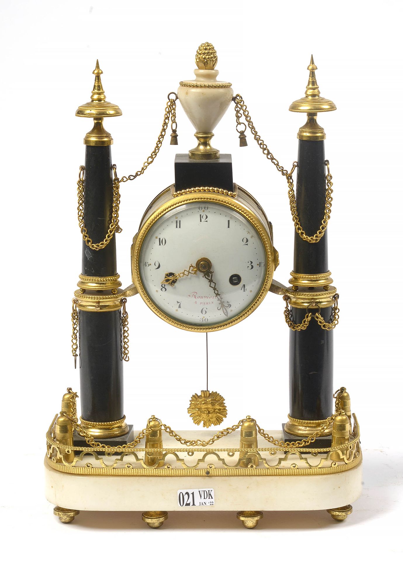 Null Small Directoire portico clock in white marble, black marble and gilt bronz&hellip;