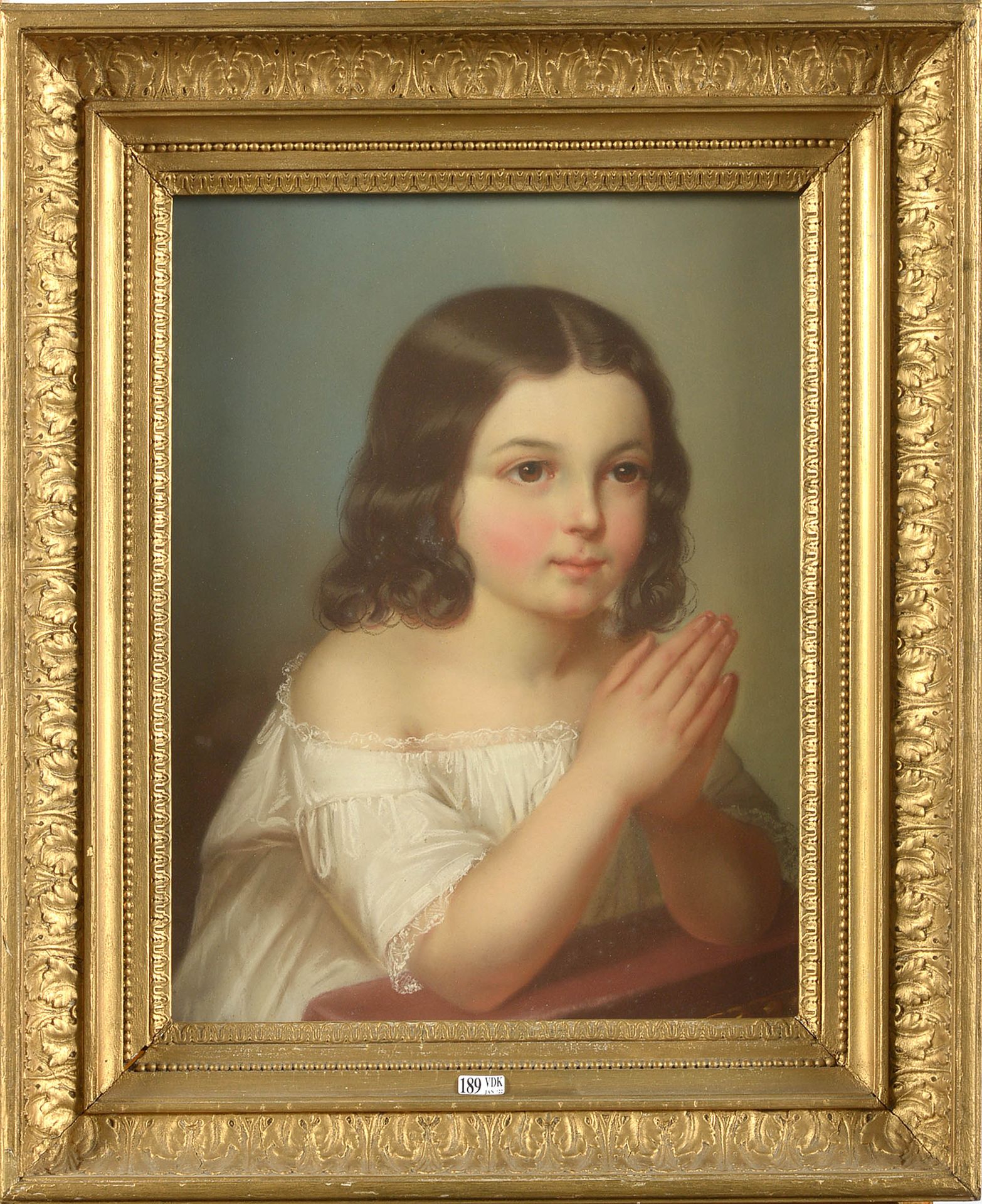 Null "祈祷中的女孩"，纸上粉彩。匿名。年代：19世纪。尺寸：+/-43,5x34厘米。