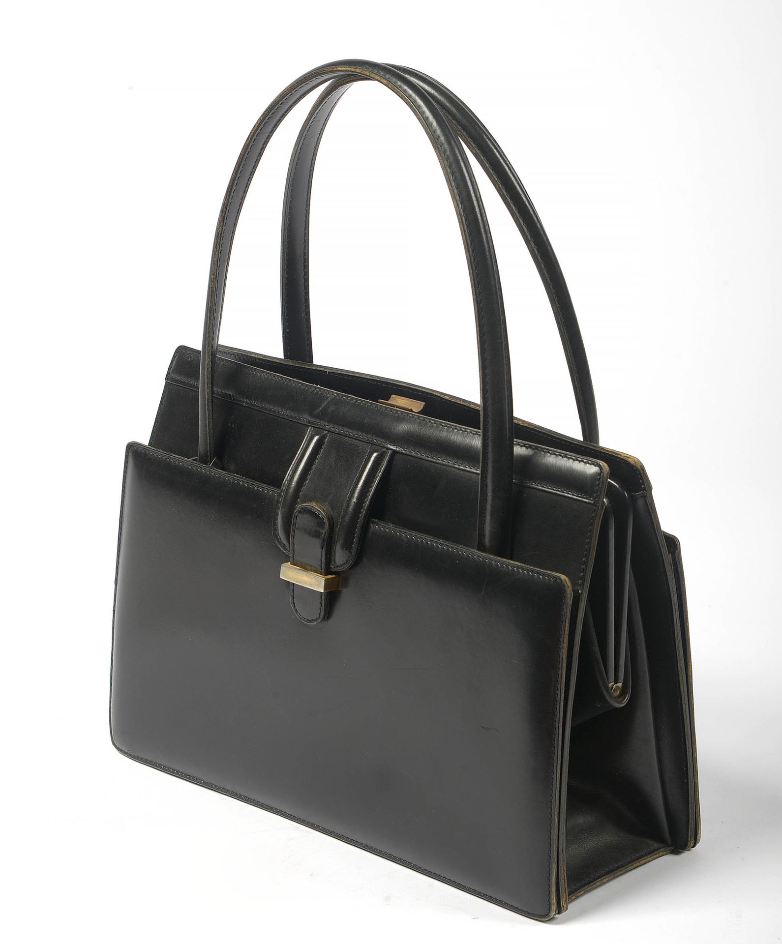 DELVAUX Vintage-Handtasche der Marke Delvaux aus schwarzem Leder mit mehreren Fä&hellip;