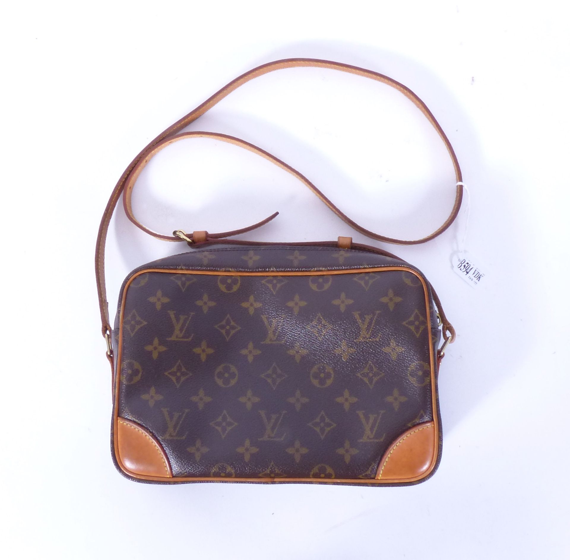 Null Louis Vuitton branded bag