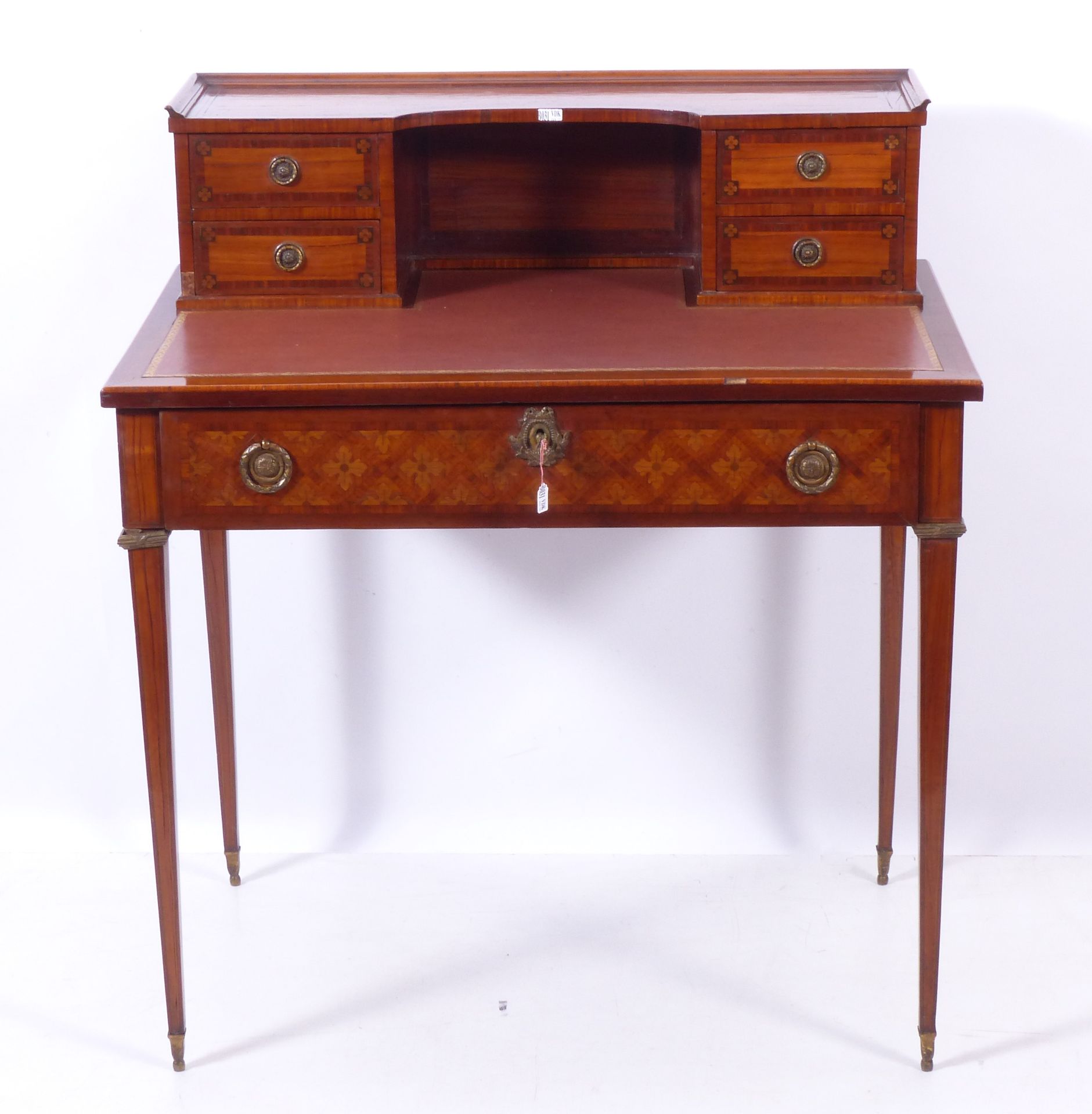 Null 路易十六风格的镶嵌式小女式书桌。年代：19世纪。尺寸：85x54.5x96厘米。