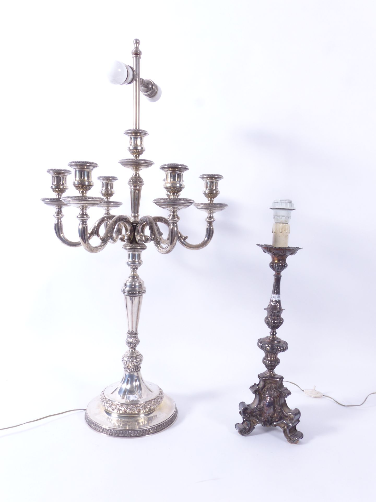 Null 2 large silver candlesticks (tested) and one stamped 800/1000th Italy (unde&hellip;
