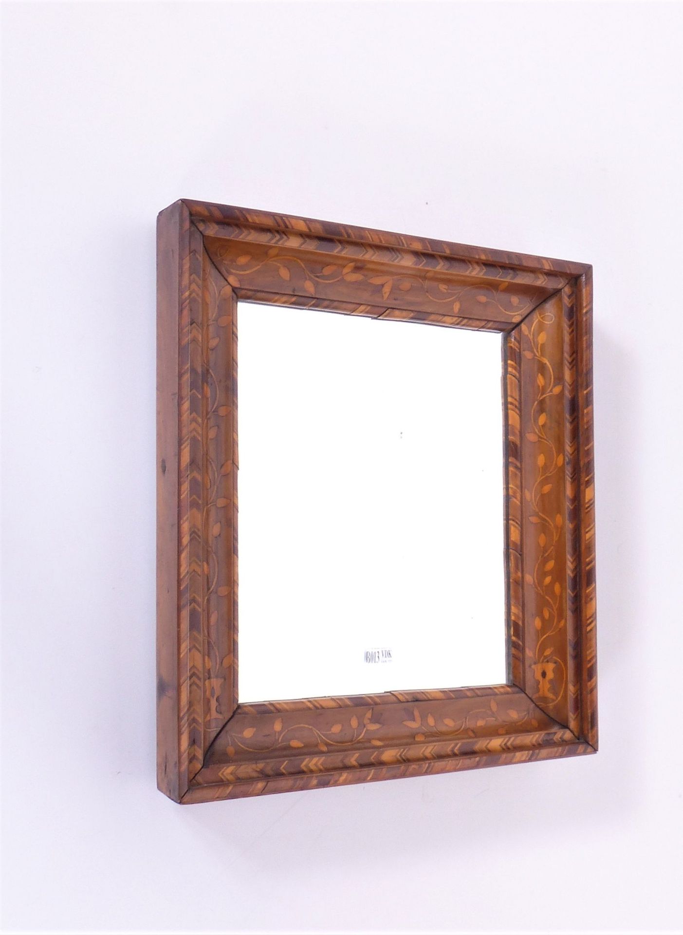 Null A small rectangular mirror in marquetry. Period: XIXth century. Dim: 43.5x3&hellip;