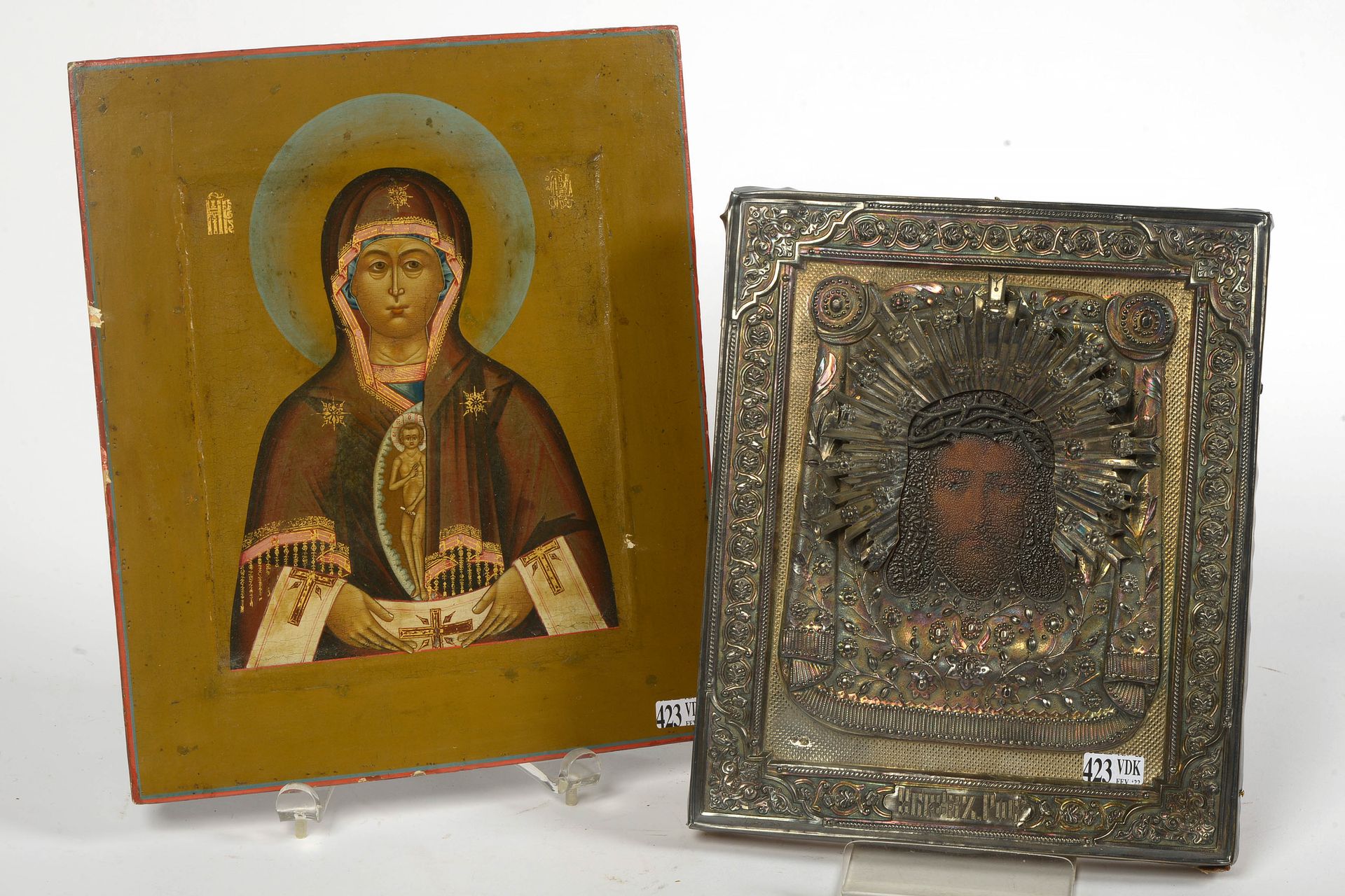 Null Lot de deux icônes peintes sur bois: l'une représentant "La Vierge et l'Enf&hellip;