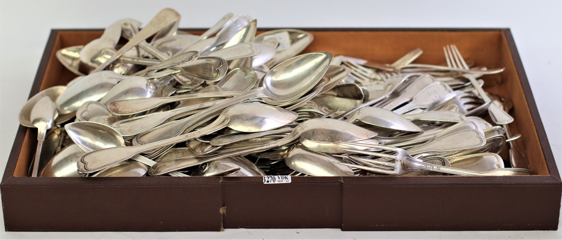Null Lot varia of silver cutlery "Au filet". Weight : +/- 9.200gr