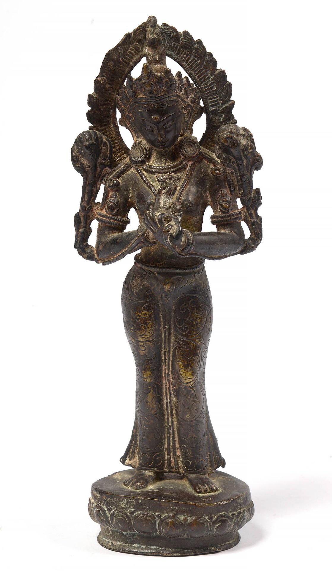 Null "Srivijaya standing on a lotus flower" in bronze with dark patina. Sino-Tib&hellip;