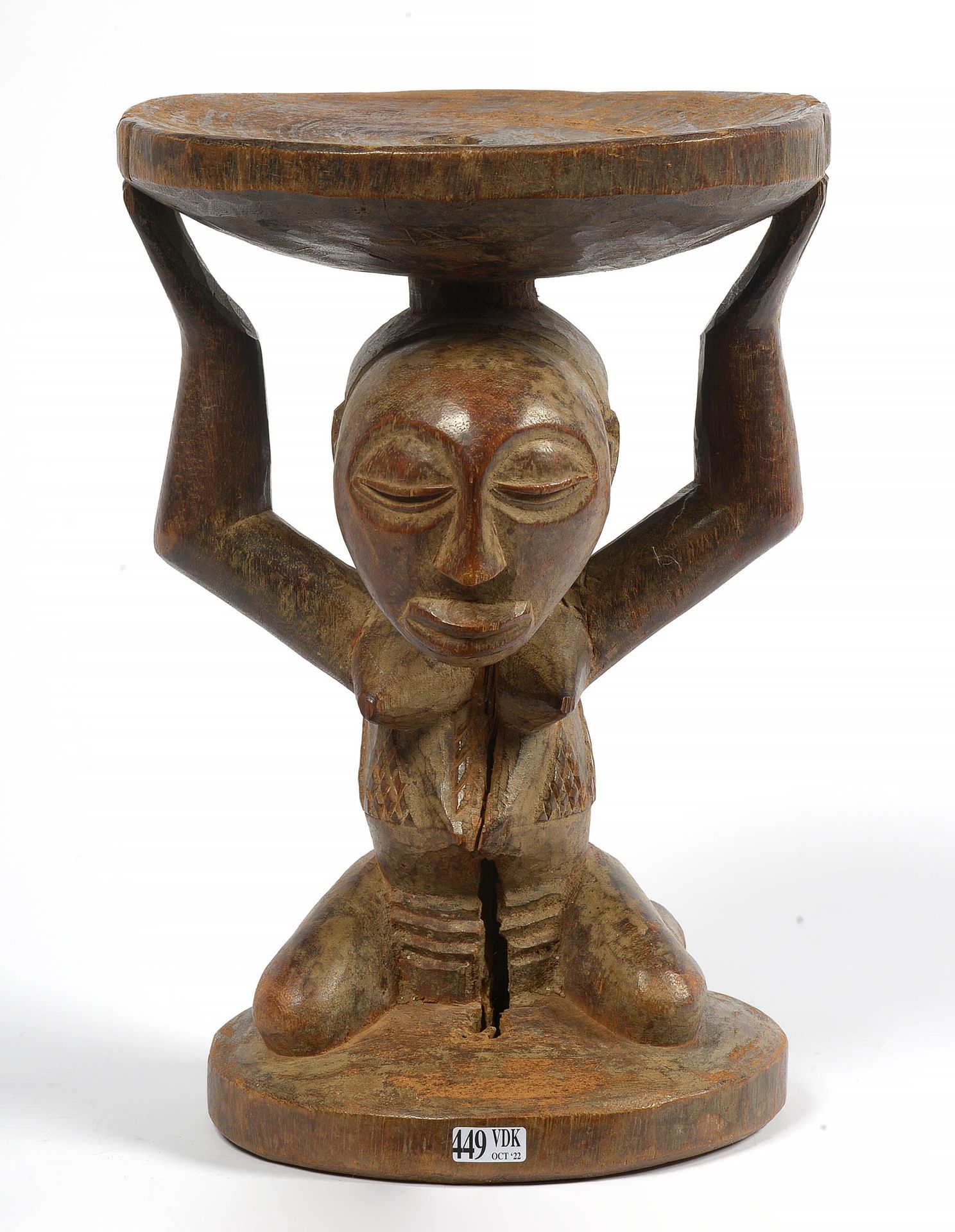 Null Tabouret Luba dit "Lupona" en bois sculpté d'un "Personnage féminin en cari&hellip;