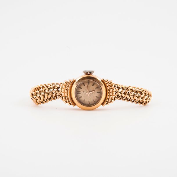 LIP 

Montre bracelet de dame en or jaune (750) 

Boîtier rond, attaches à gradi&hellip;