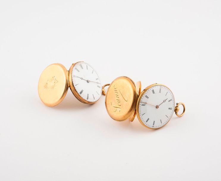 Null Lot de deux montres de col en or jaune (750) : 

- Couvercle arrière centré&hellip;