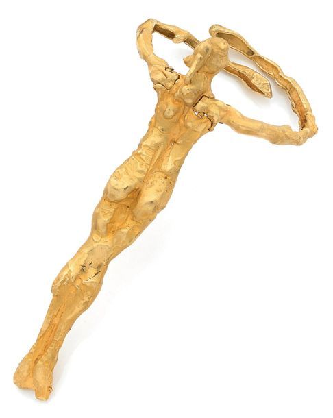 G. PYCKE Important bracelet ouvrant en or jaune (750) texturé figurant un homme &hellip;