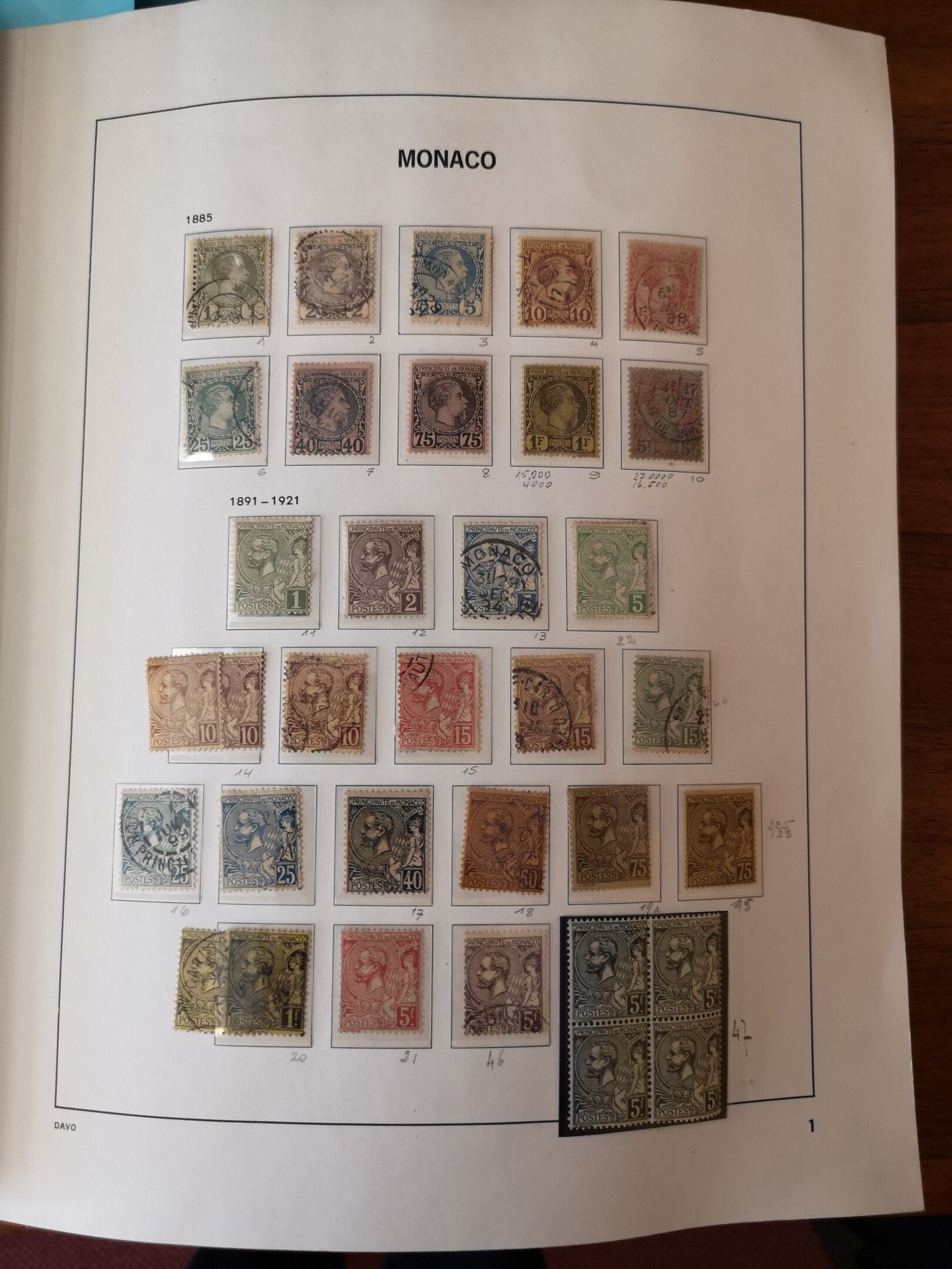 MONACO, Emissions 1885/2011 
非常精美的邮票收藏，分6册，包括新邮和已取消的邮票。




非常好的价值，包括N°10和33，以及非&hellip;