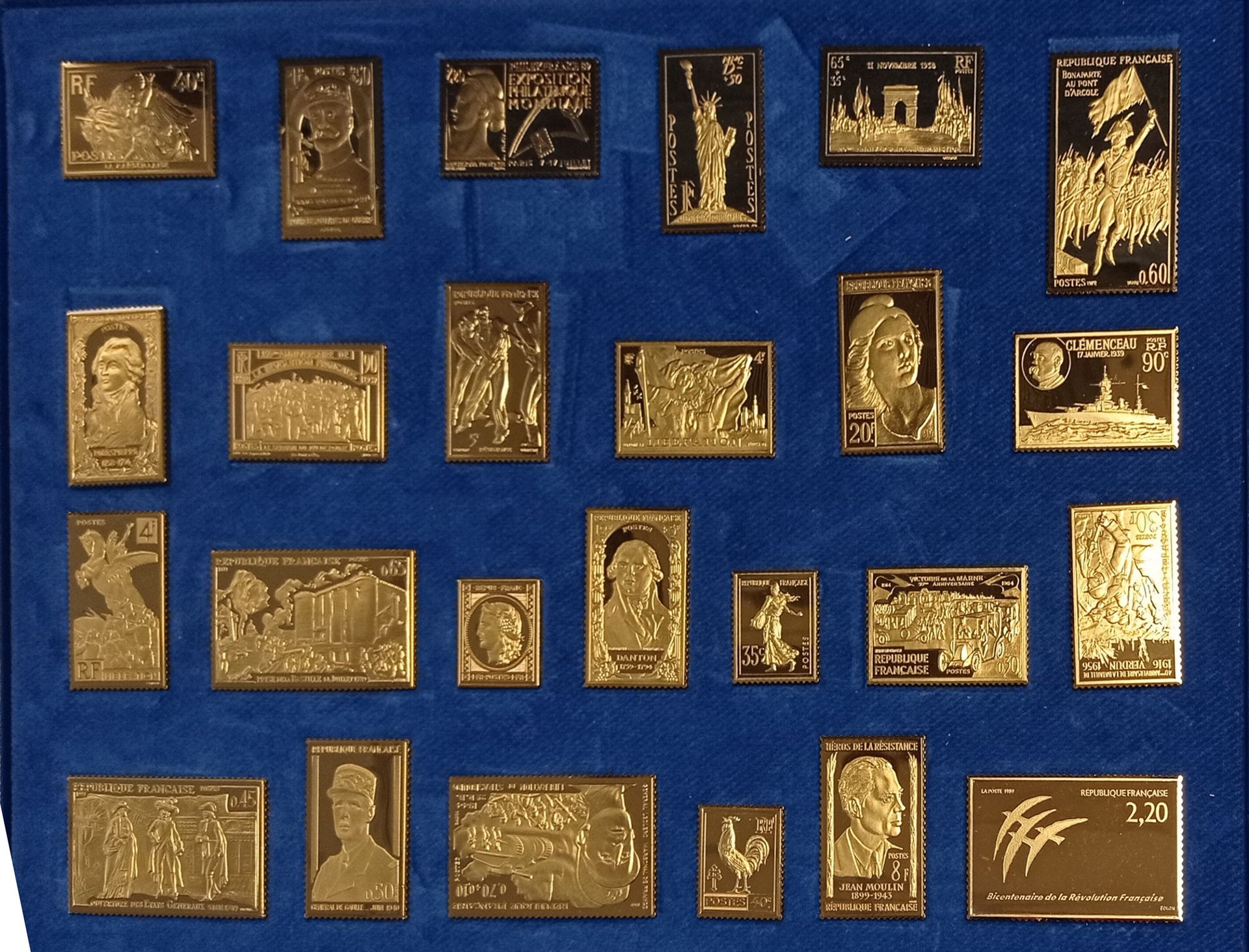 Null 
Coffret du BICENTENAIRE contenant 25 reproductions, en argent doré (925 / &hellip;