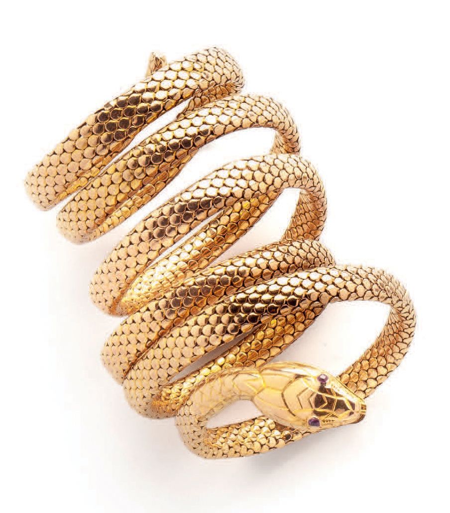 Null Bracelet souple en or jaune (750) à maille écaille figurant un serpent enro&hellip;