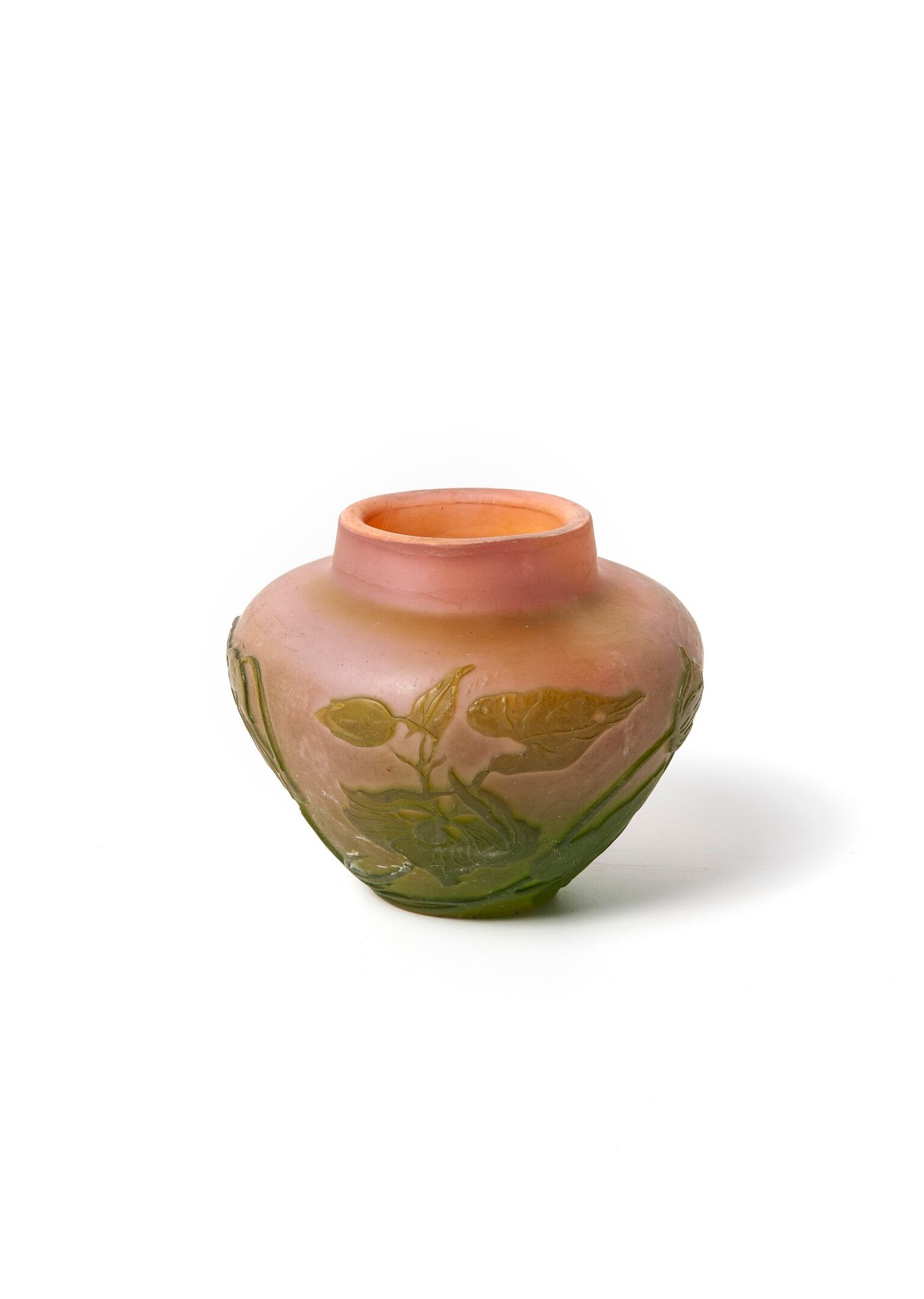 ÉTABLISSEMENTS GALLÉ Kleine Vase mit flachem Boden und kleinem geraden Hals.

Pr&hellip;