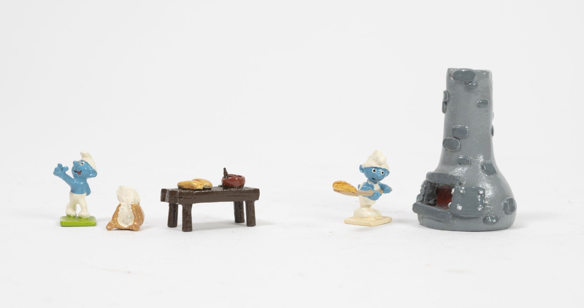 PEYO PIXI, Paris.

Mini & Village Smurf collection.

Smurf baker and picker, 199&hellip;