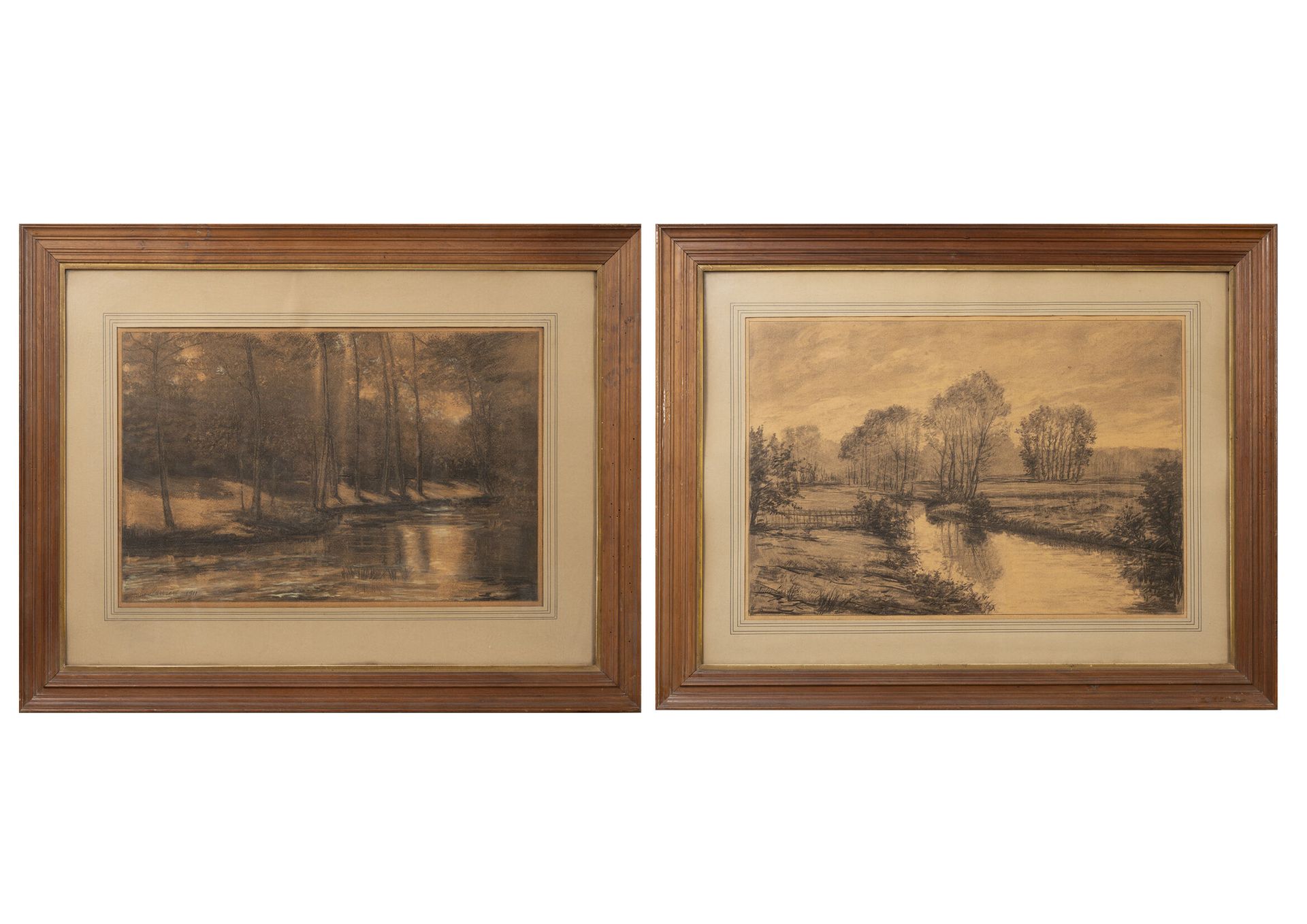 Jules CARRIERE (XIXème-XXème siècles) "木制的角落"--"伊维特河岸"。1911.

两幅炭笔画组成的吊坠。

左下方有签&hellip;