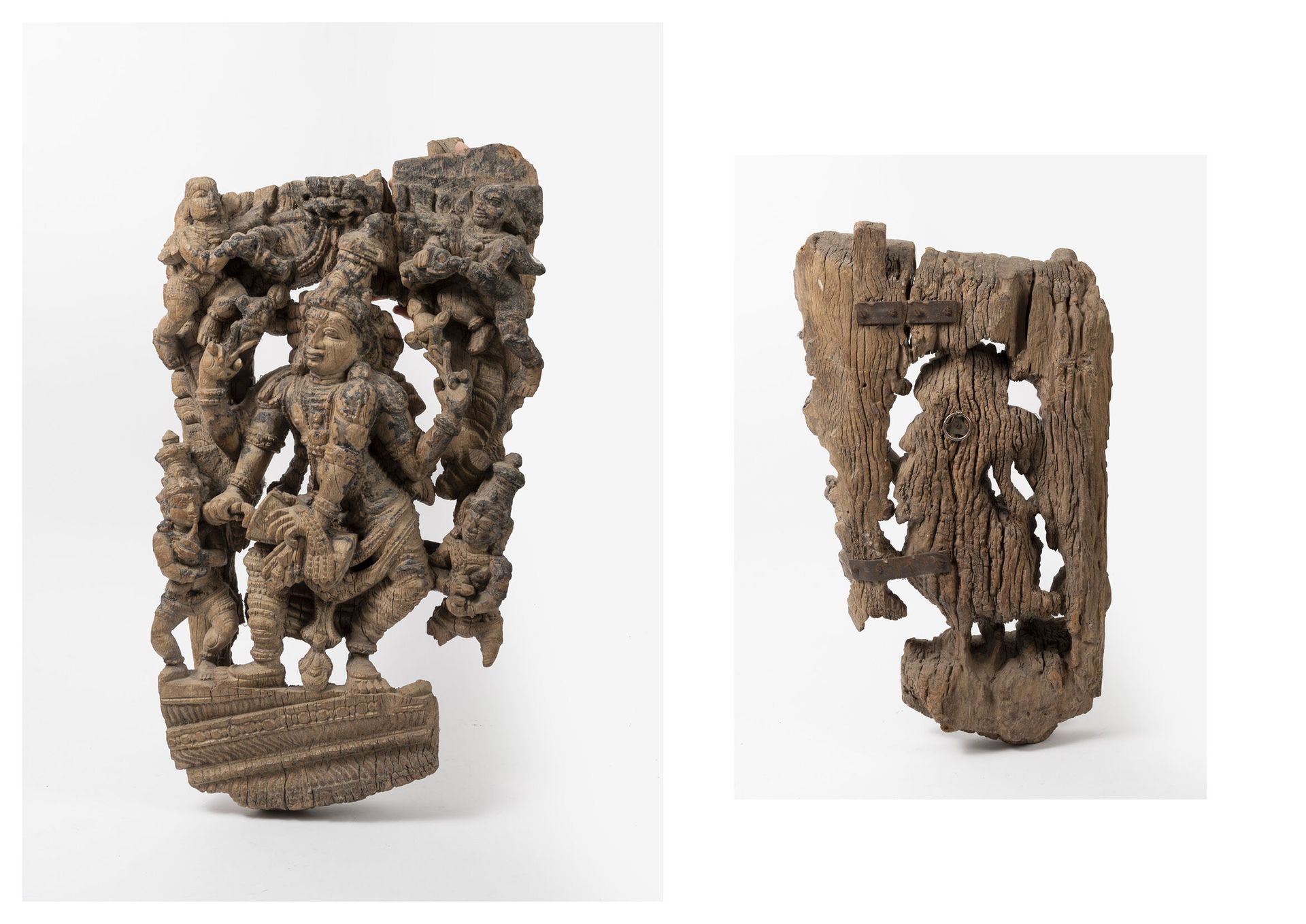 INDE ou THAILANDE, XIXème-XXème siècles Fragment de haut relief en bois représen&hellip;