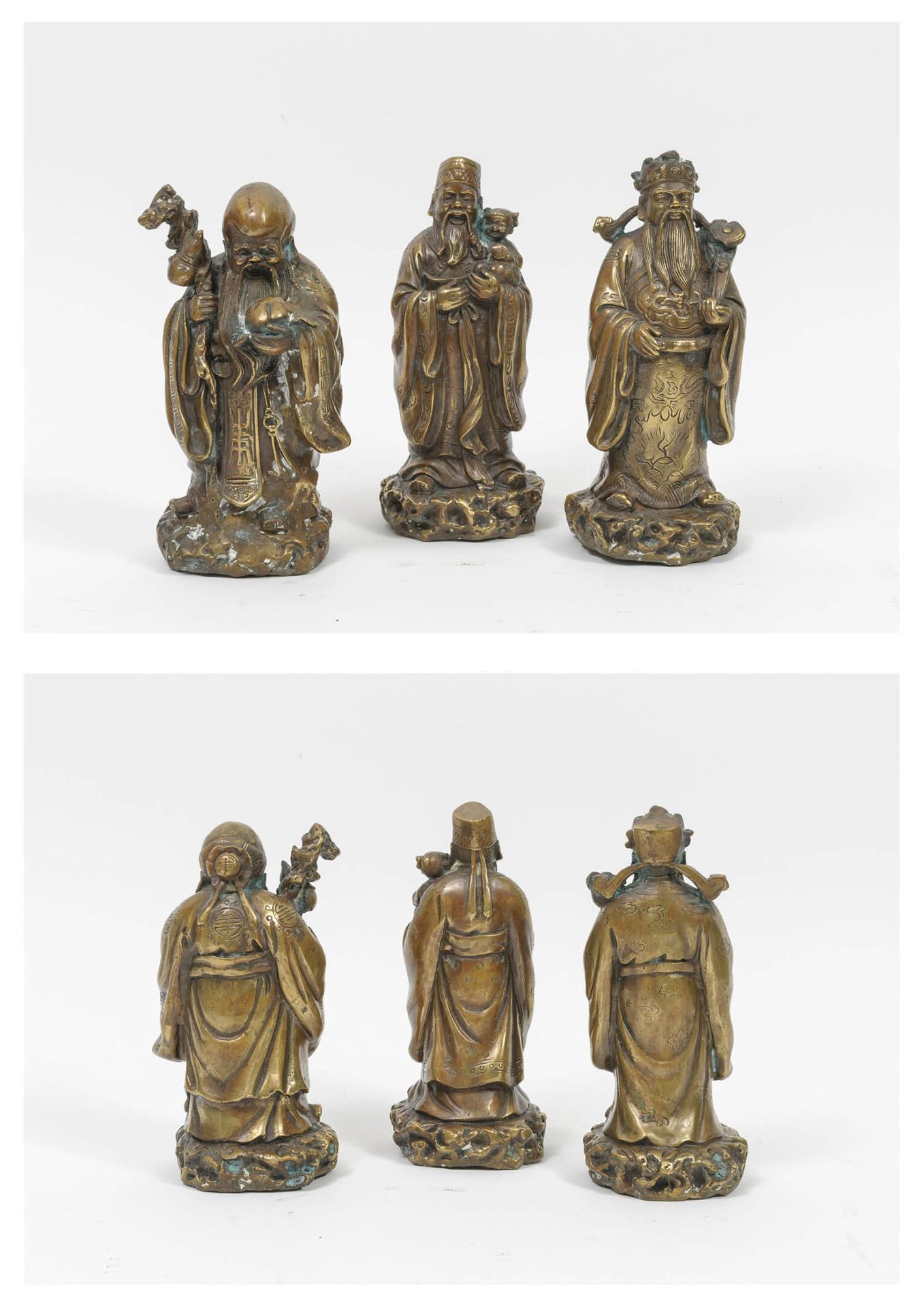 CHINE, XXème siècle Trois sages. 

Trois statuettes en bronze et alliages, à pat&hellip;