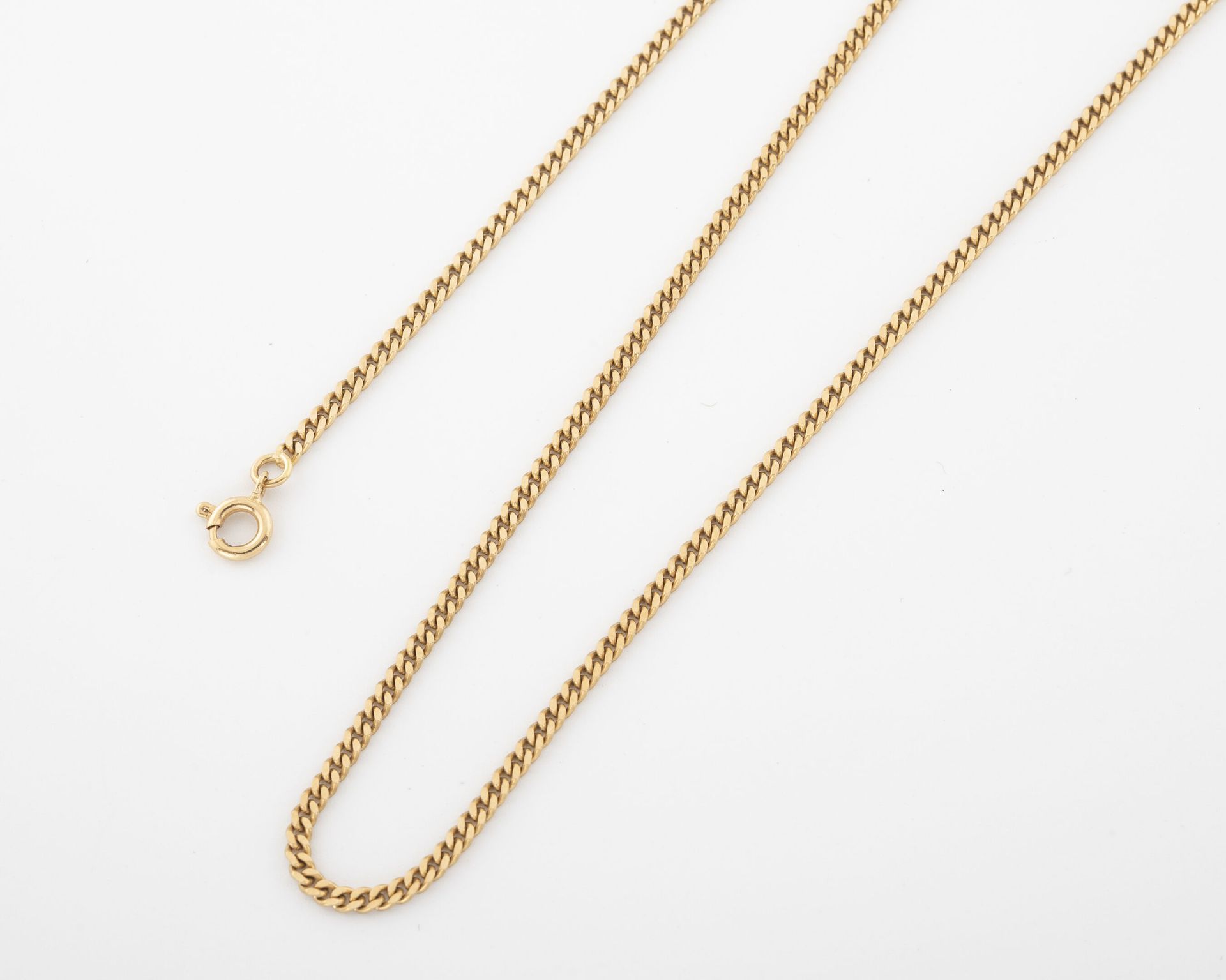 Null 
Yellow gold (750) necklace with filed curb chain. 

Spring ring clasp.

We&hellip;