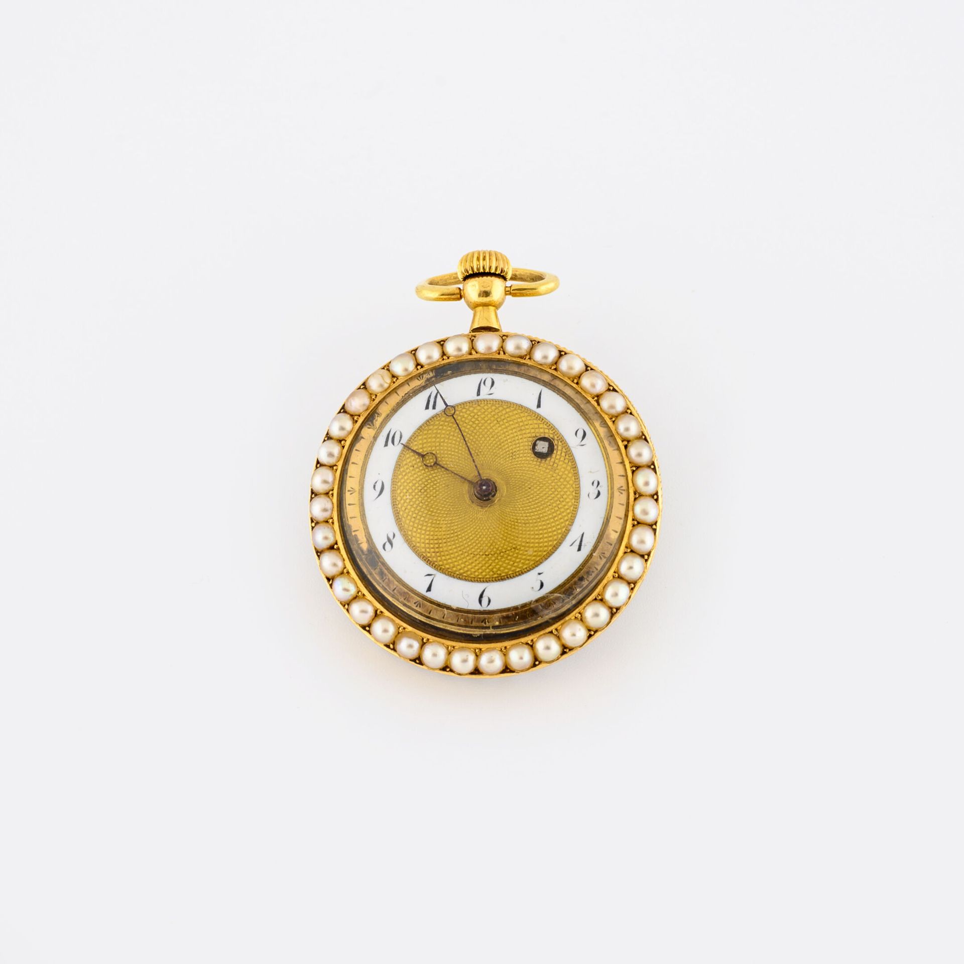 Null Reloj de cuello de oro amarillo (750).

Contraportada con decoración radiad&hellip;