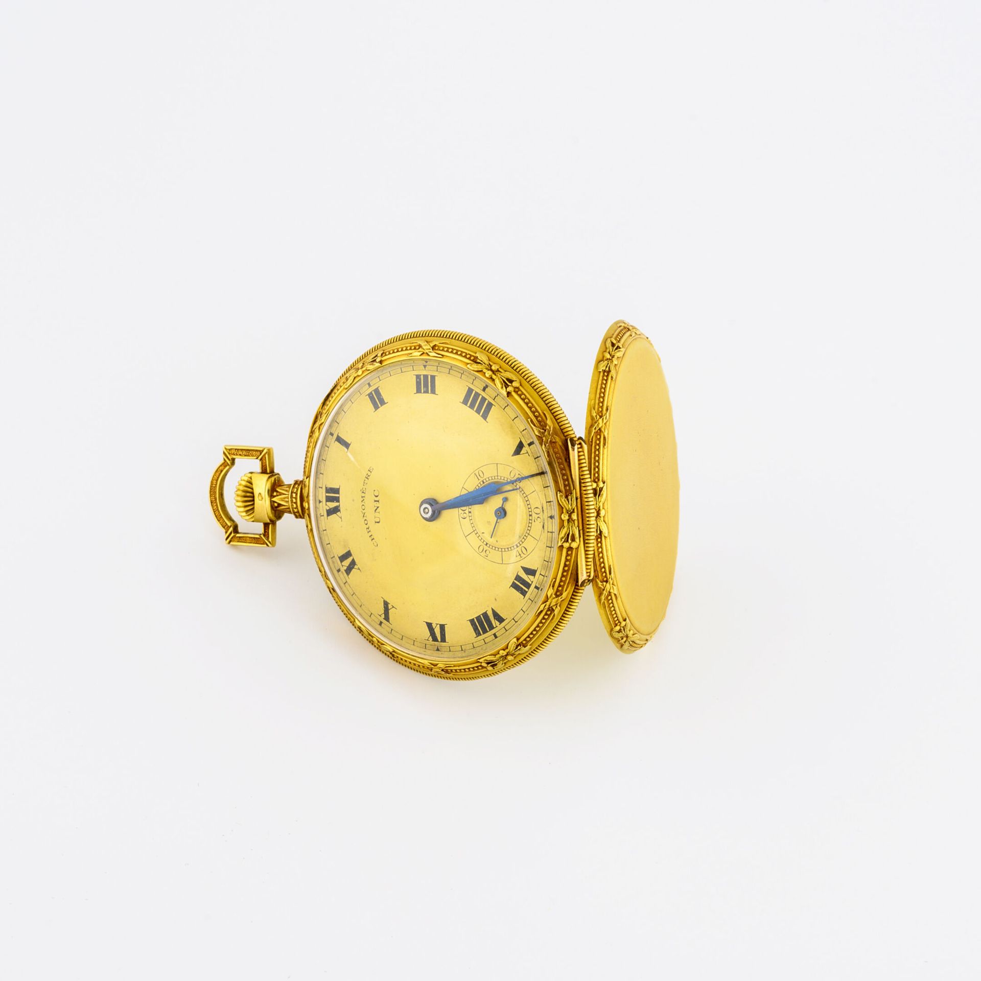 UNIC Chronometer pocket watch in yellow gold (750). 

Back cover with plain back&hellip;