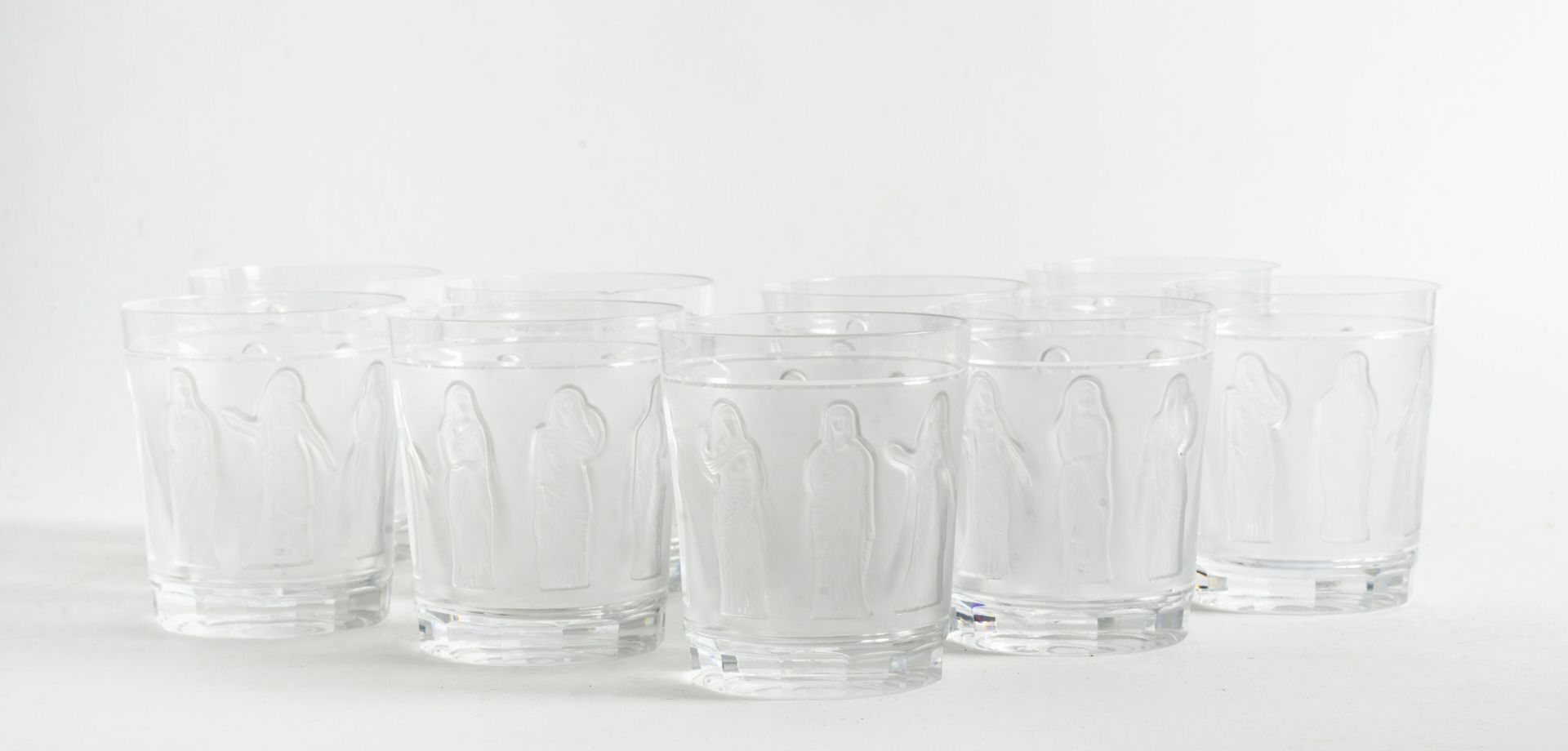 Maison LALIQUE d'après un modèle de Marc LALIQUE (1900-1977) Suite of 9 goblets &hellip;