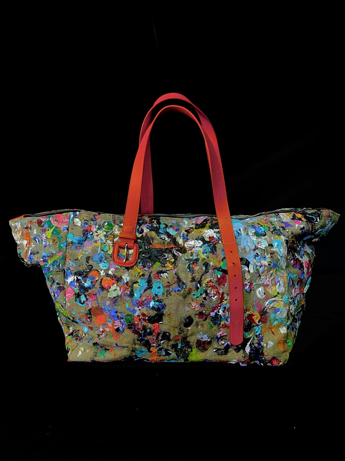 Eduardo GUELFENBEIN 旅行袋

复古手提包，艺术家Eduardo Guelfenbein的画作，巴黎机场的回收带，回收把手。