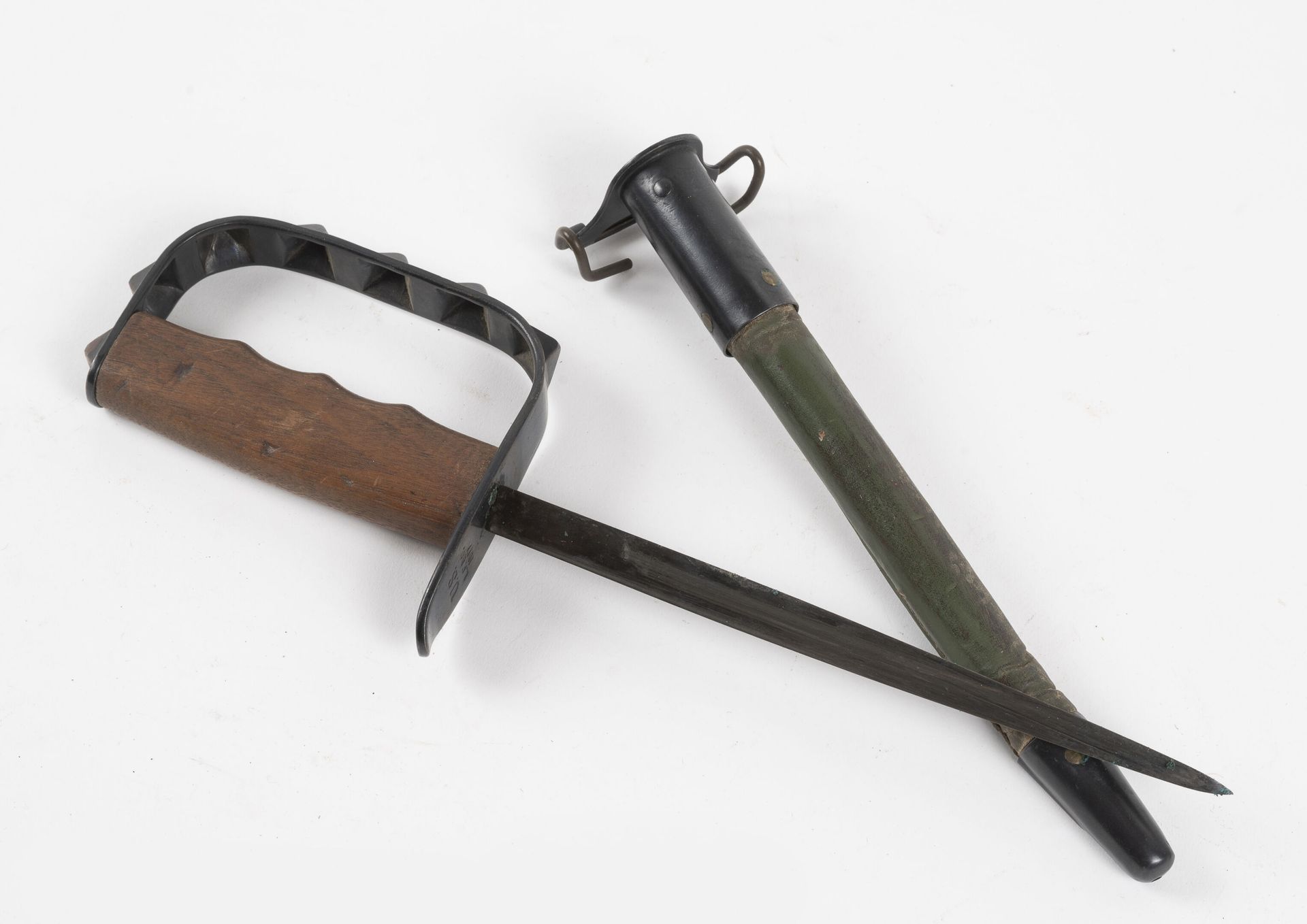 Null Trench Knife américain modèle 1917, poignée en bois à garde pyramidale marq&hellip;