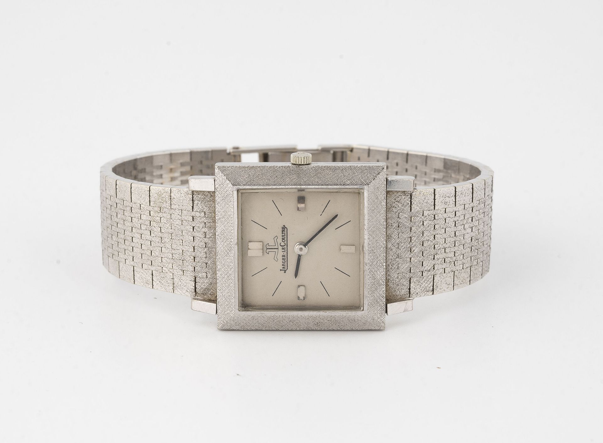 JAEGER-LECOULTRE Men's bracelet watch in white gold (750). 

Square case. 

Dial&hellip;