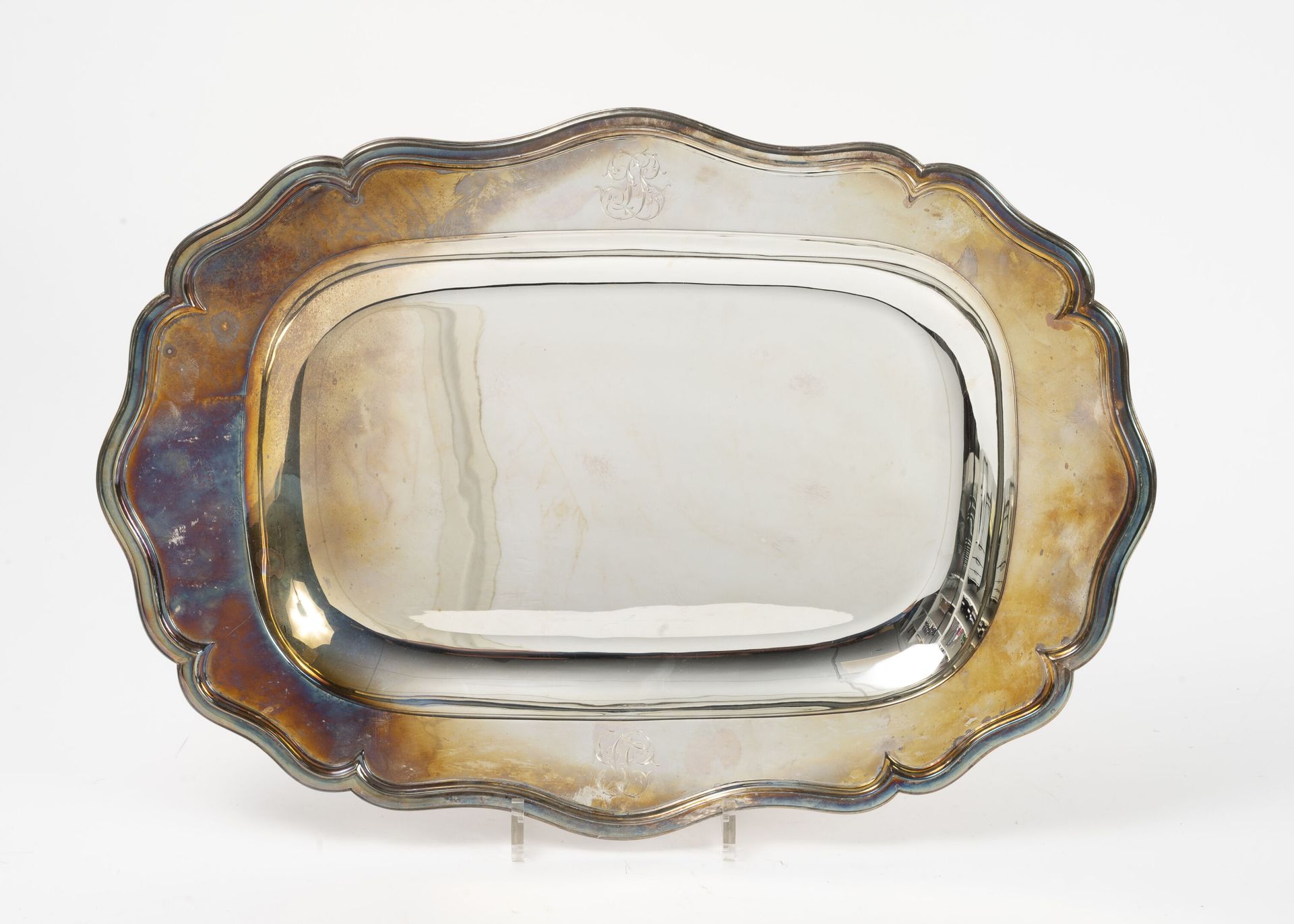 P. CANAUX, Paris Large rectangular silver dish (950) with eight clasps and molde&hellip;
