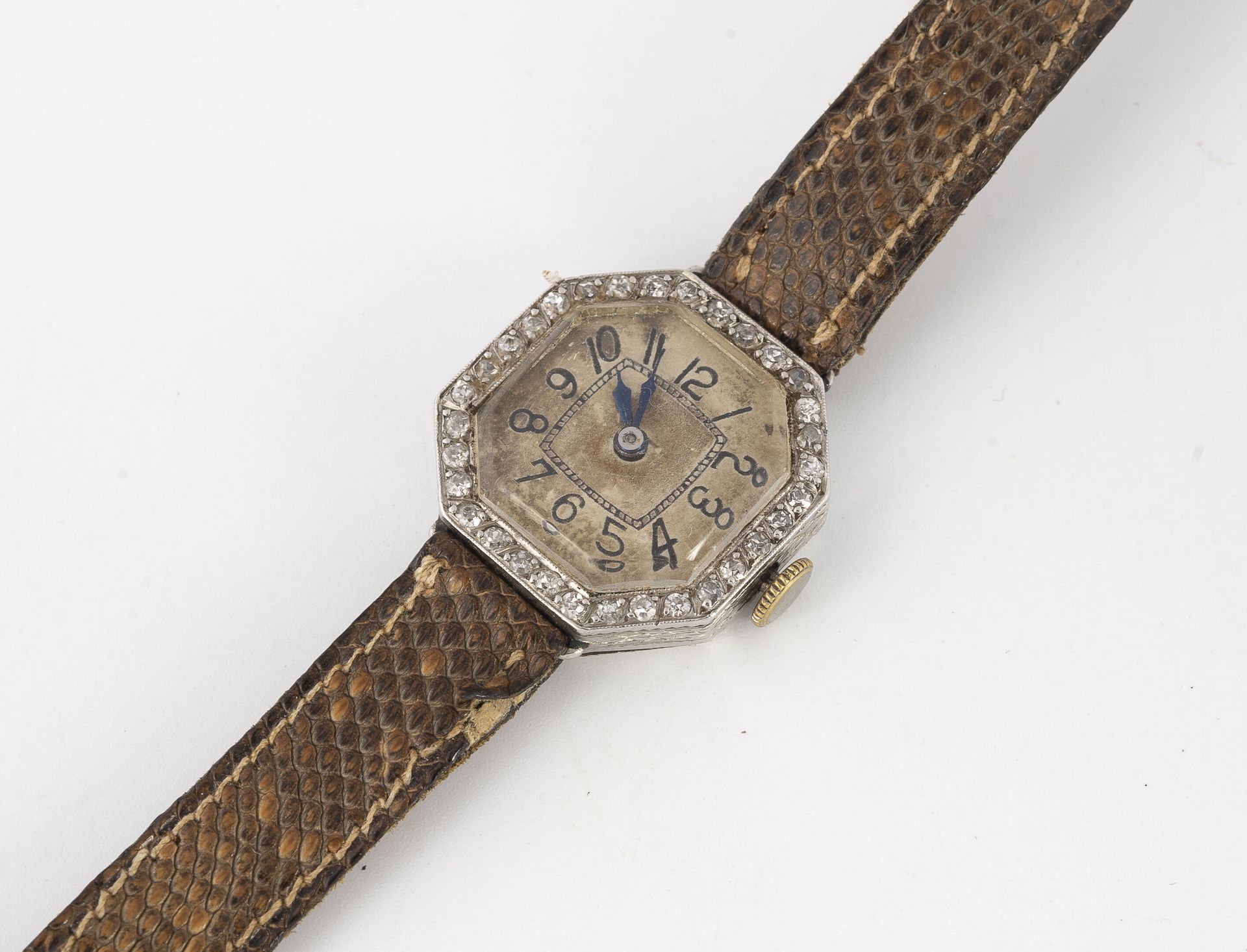 Null Armbanduhr für Damen. 

Achteckiges Gehäuse aus Platin (850) und Gelbgold (&hellip;
