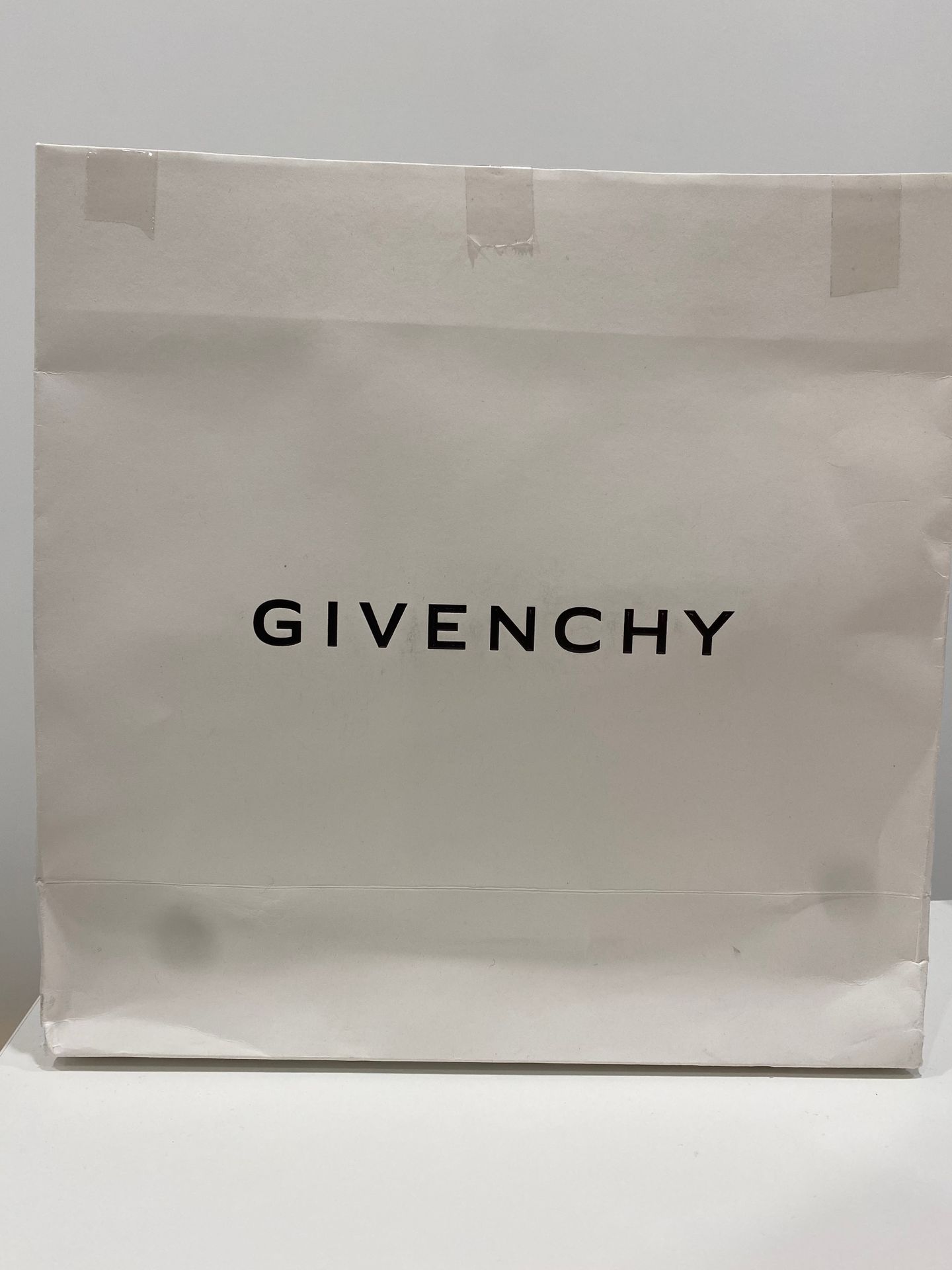Coffret Produits Givenchy 纪梵希产品盒
