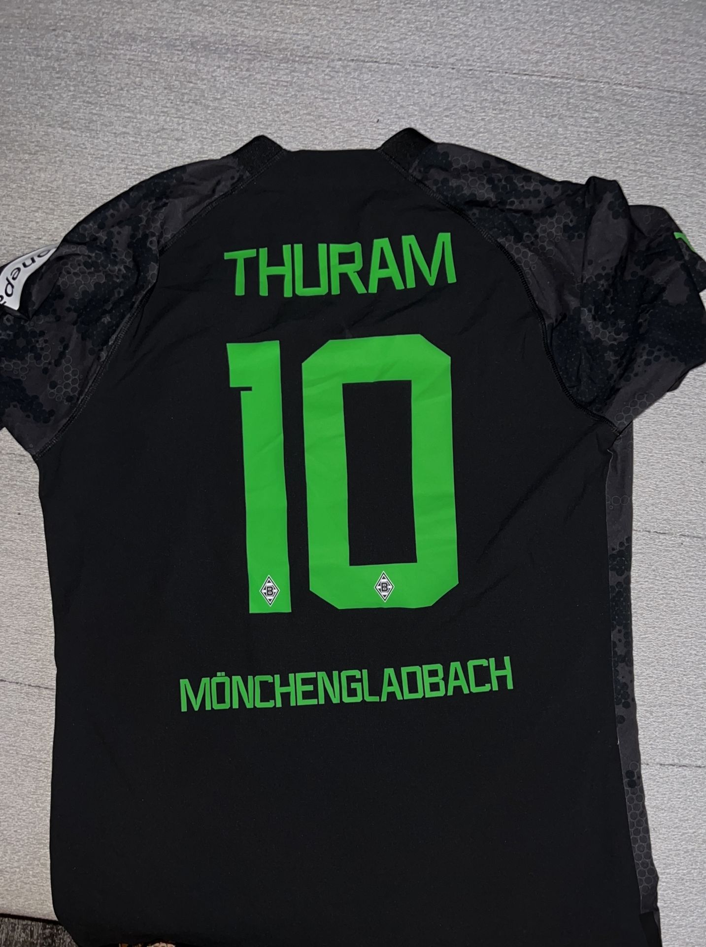 Maillot Marcus Thuram signé Camiseta Marcus thuram firmada Borussia M