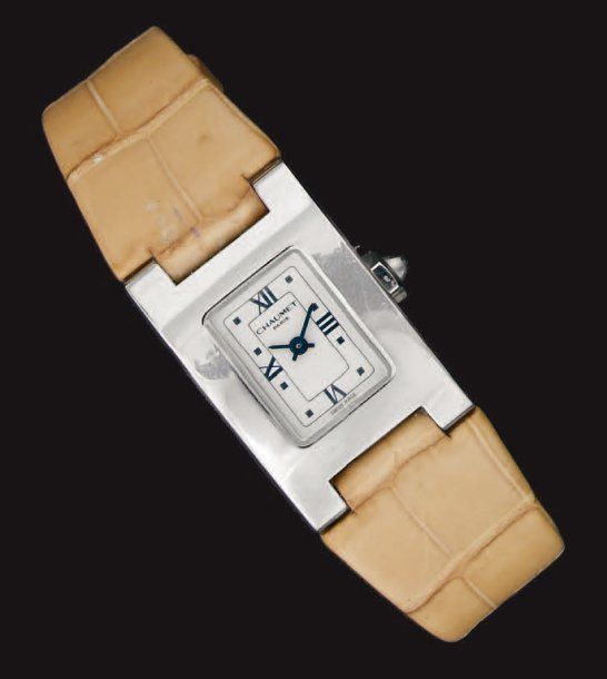 CHAUMET Montre bracelet de dame en acier, modèle "STYLE", bracelet en cuir beige&hellip;