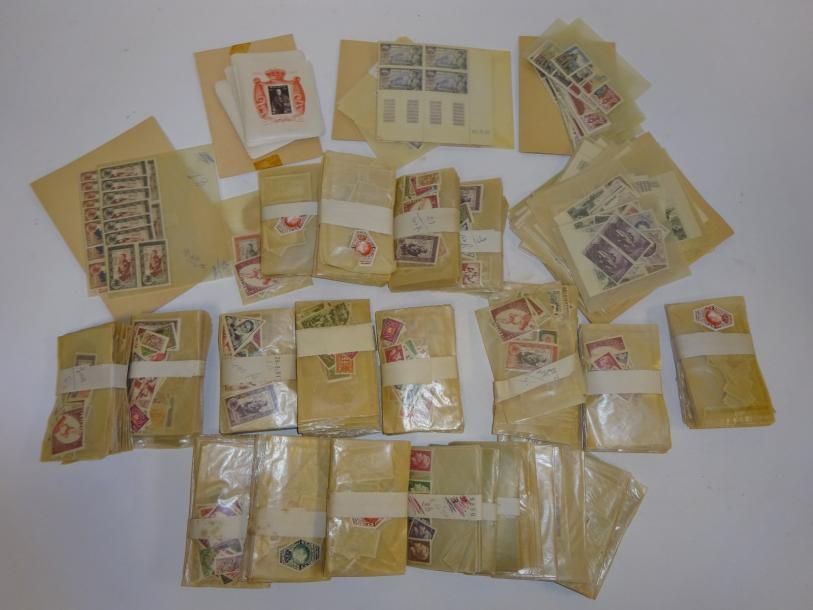 MONACO 

Ensemble de timbres oblitérés.

Certains dans des enveloppes.