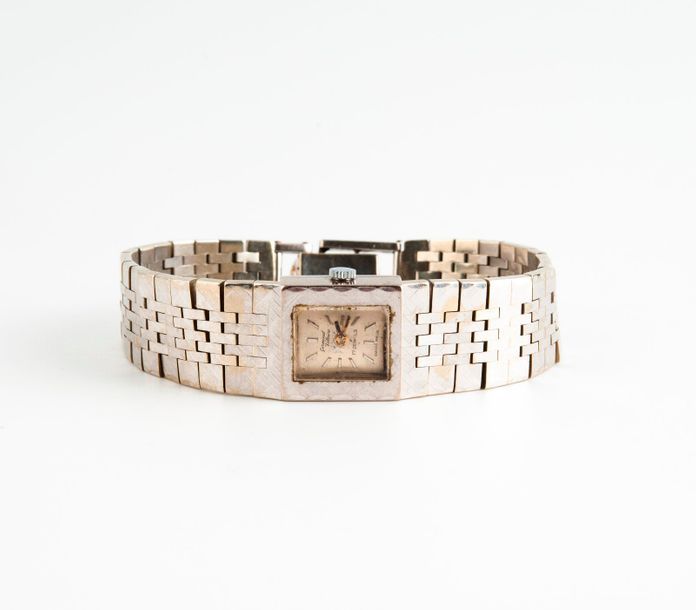 GERMINAL VOLTAIRE 

Montre bracelet de dame en or gris (750).

Boîtier carré, lu&hellip;