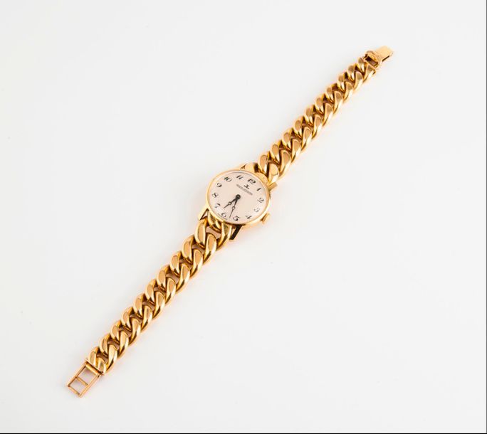 JAEGER LECOULTRE 

Montre bracelet de dame en or jaune (750).

Boîtier rond. 

C&hellip;