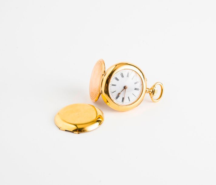 Null Petite montre de col en or jaune (750). 

Couvercle arrière à fond uni, sig&hellip;